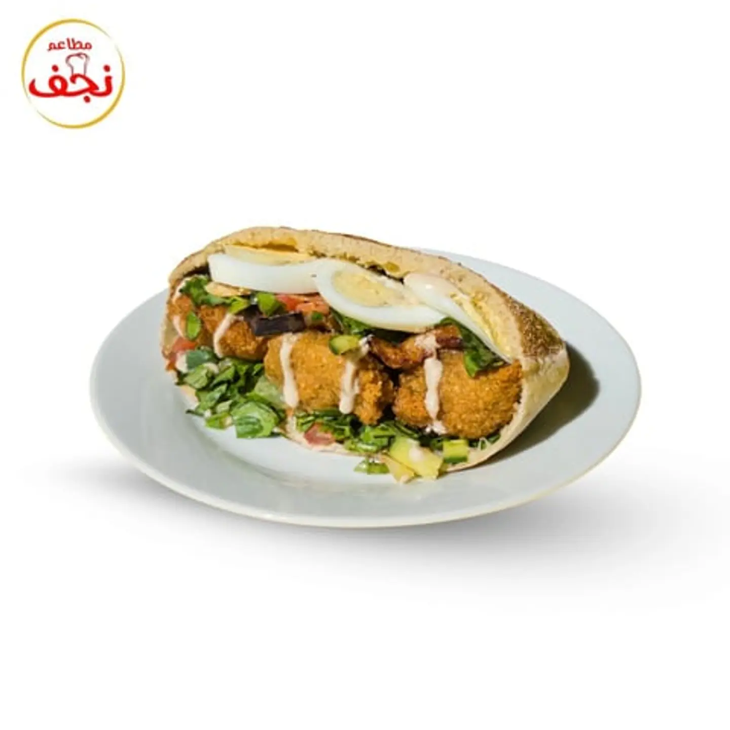 ساندوتش طعميه مع بيض مع حمص