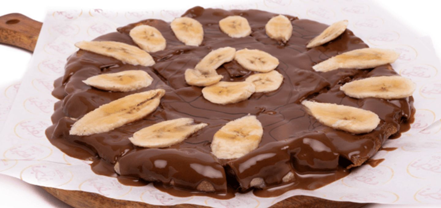 Cream And Nuts Pastry