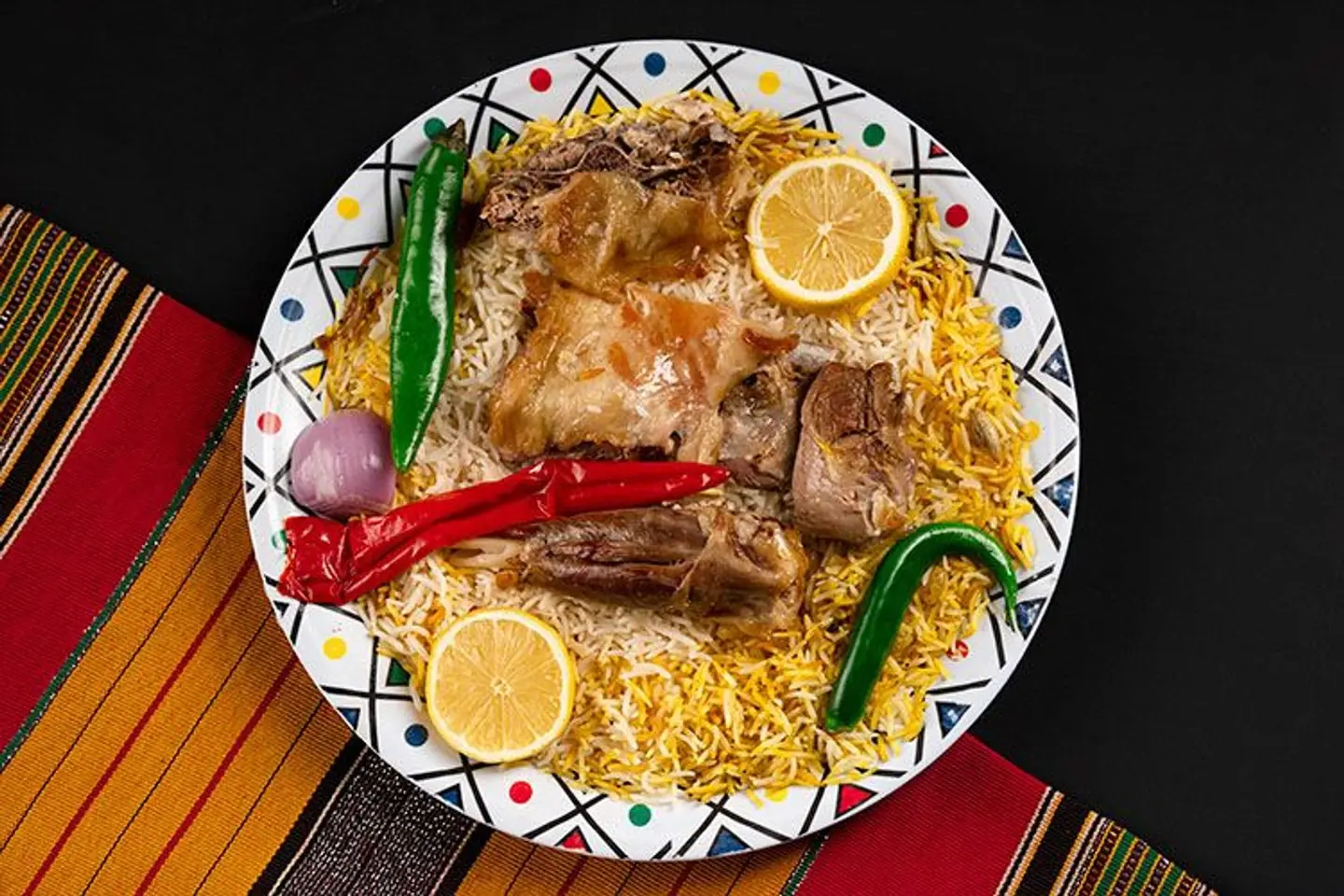 لحم حنيذ نفر مع ارز شعبي