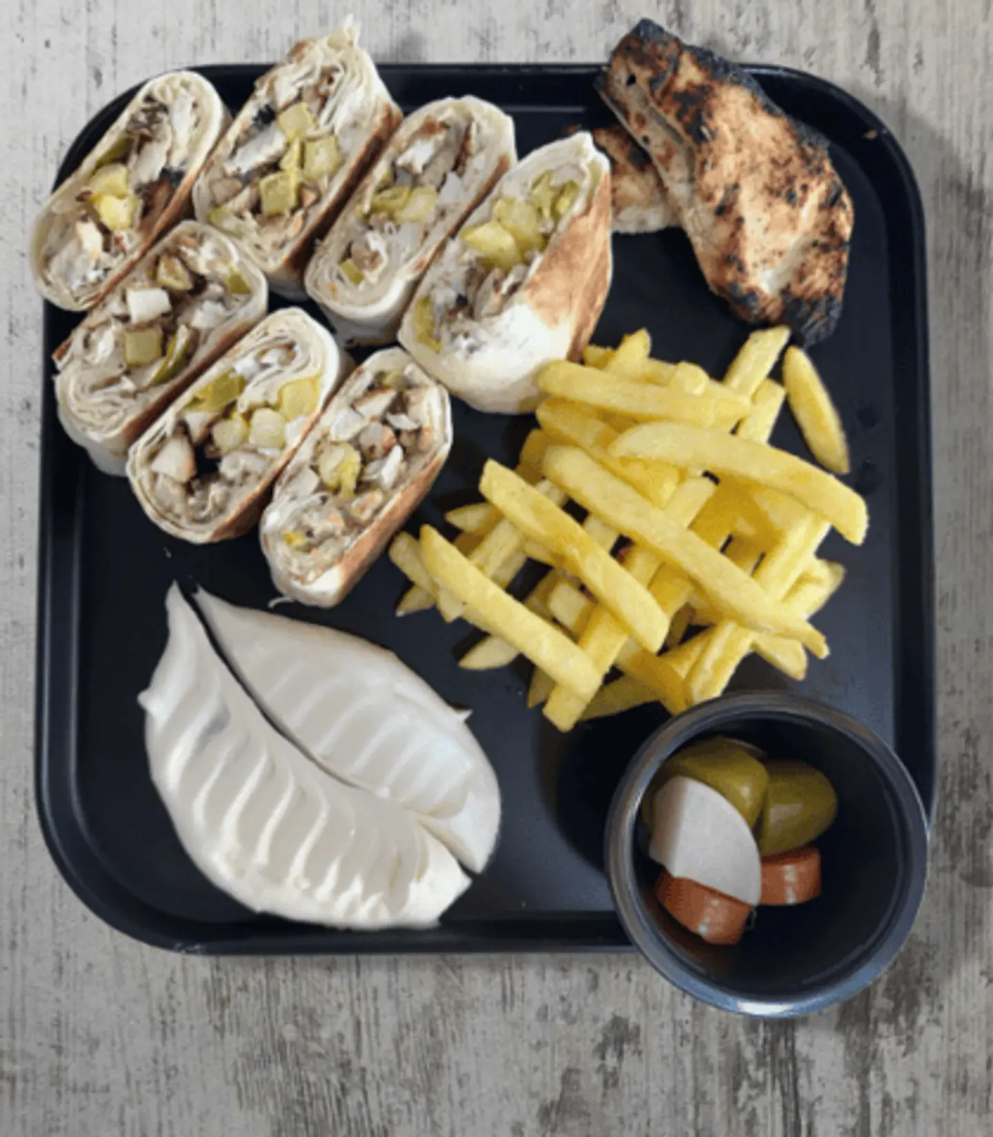 شاورما دجاج عربي على الفحم