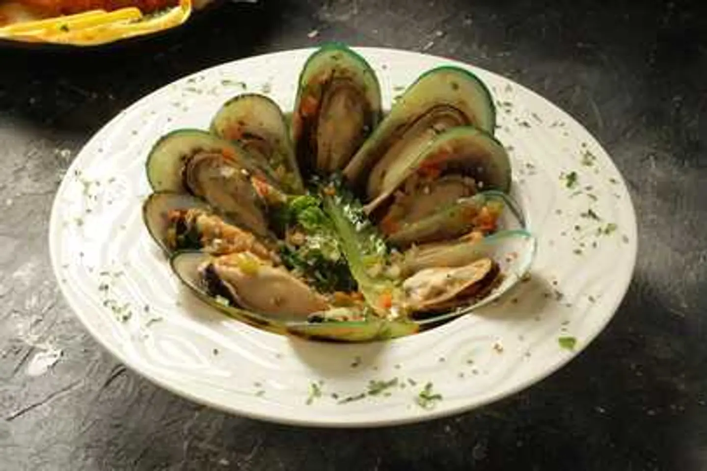 Oysters With Lemon