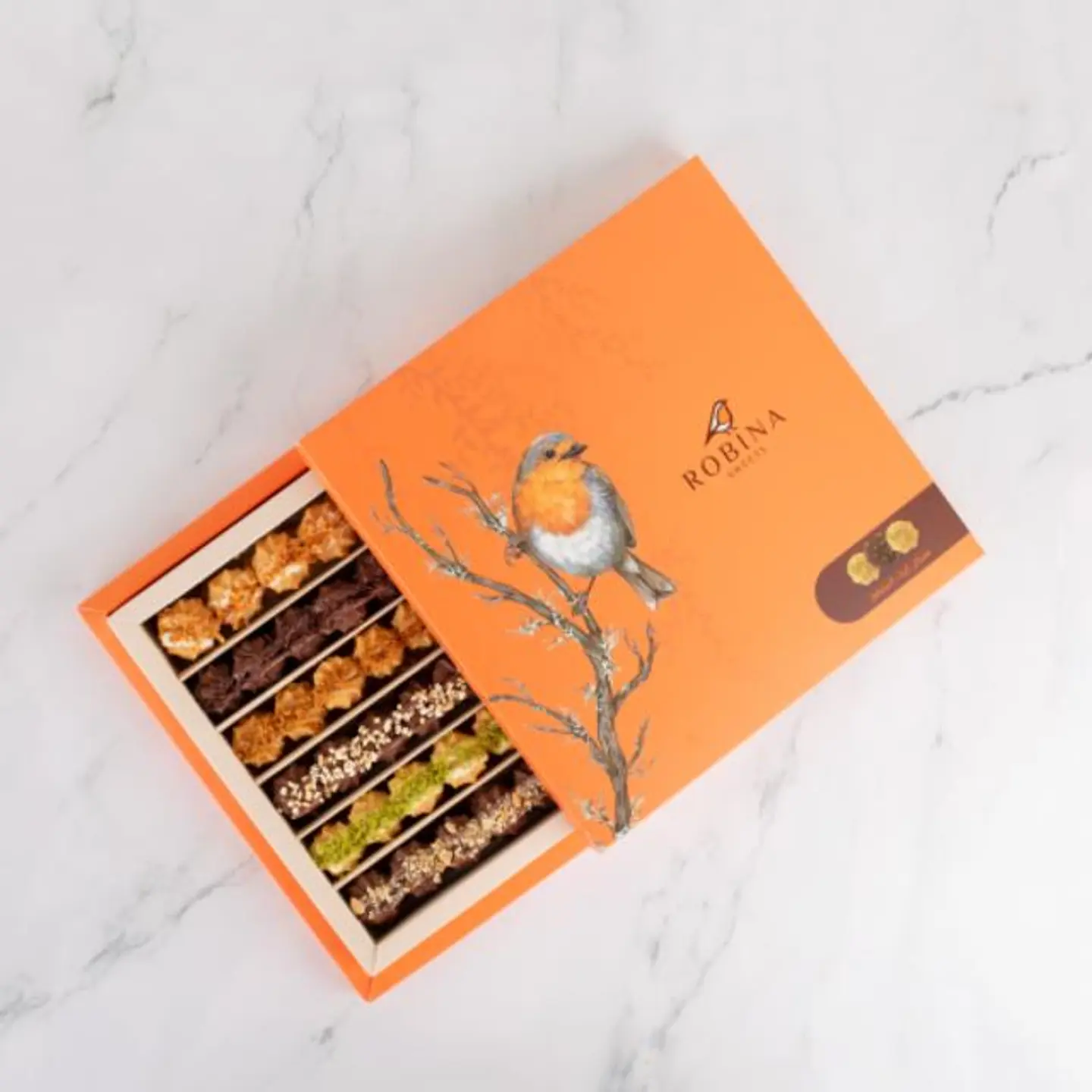 كرات البيتيفور بالحليب والشوكولاتة روبينا