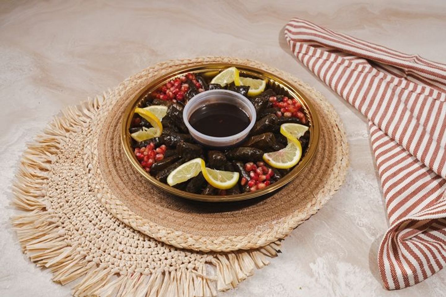 Box Grape Leaves Large