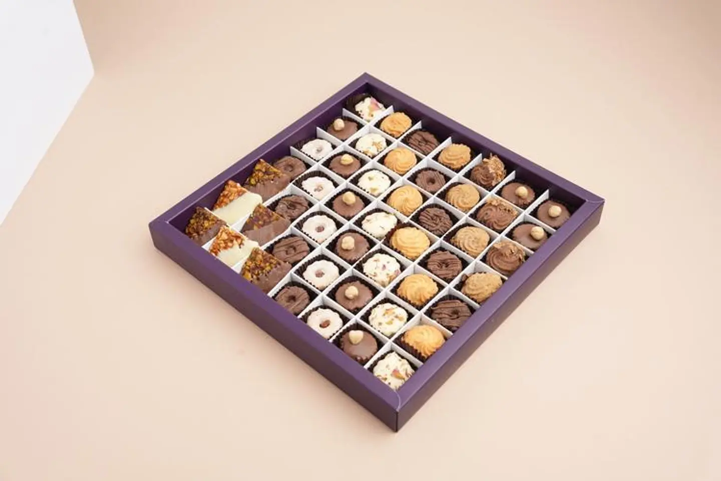 Petifour Sweet Dish Large