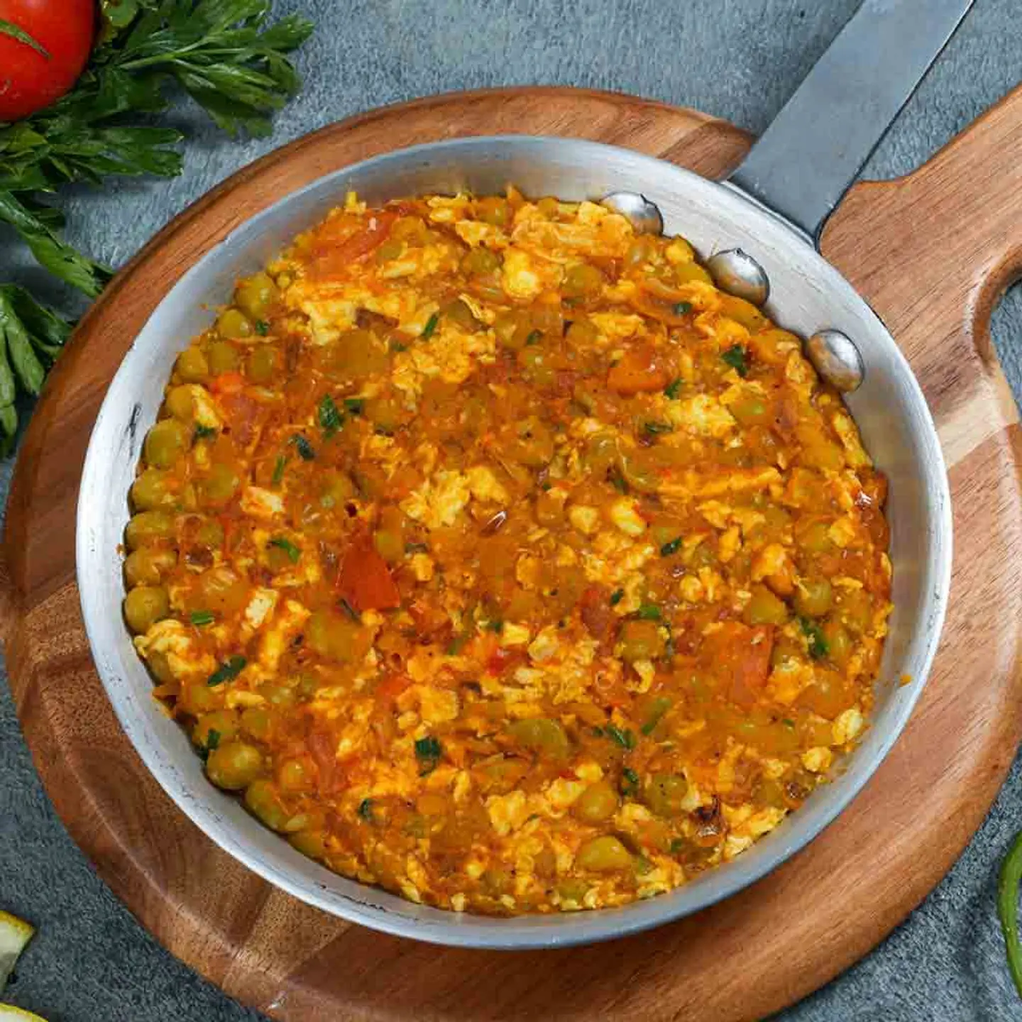 بازلاء سادة / بيض / تونة