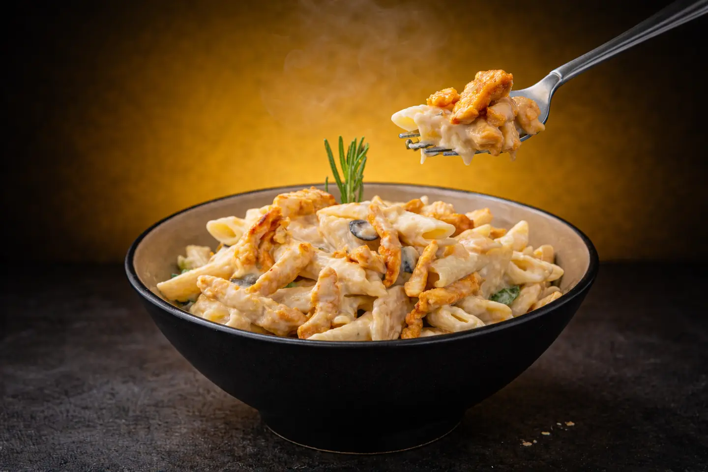 باستا وايت صوص دجاج