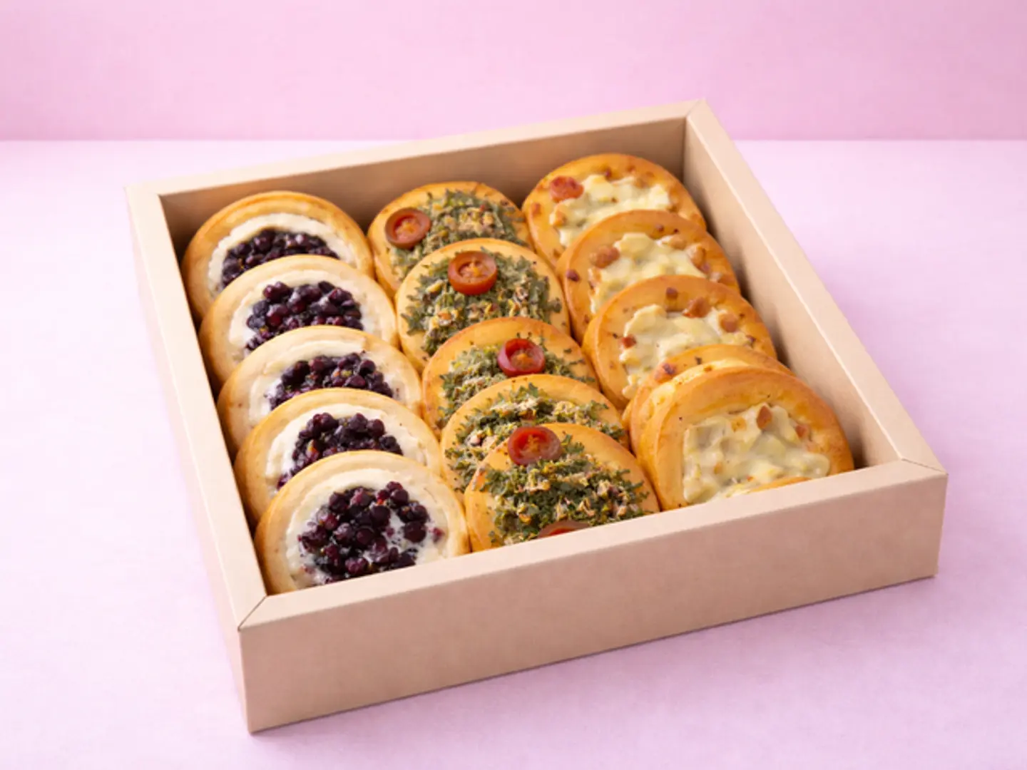 بوكس فطاير مناقيش