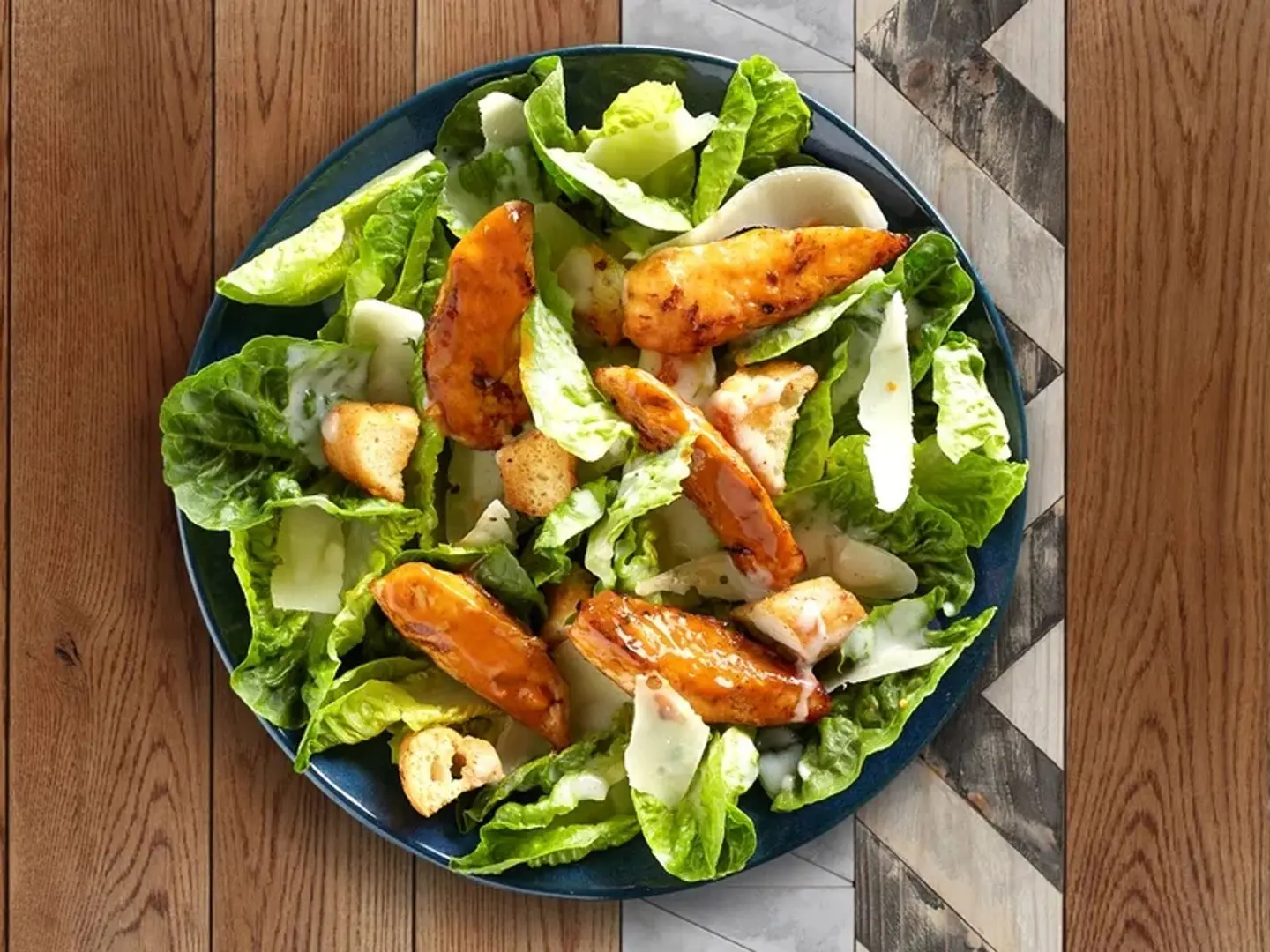 سلطة سيزر بالدجاج