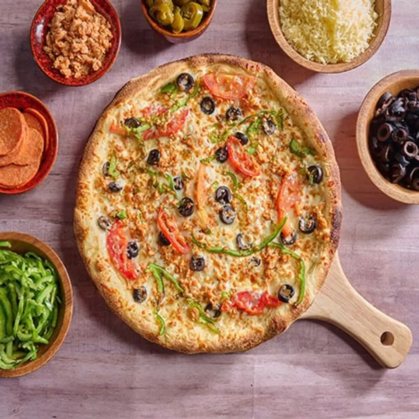 Ground Beef Pizza - Medium