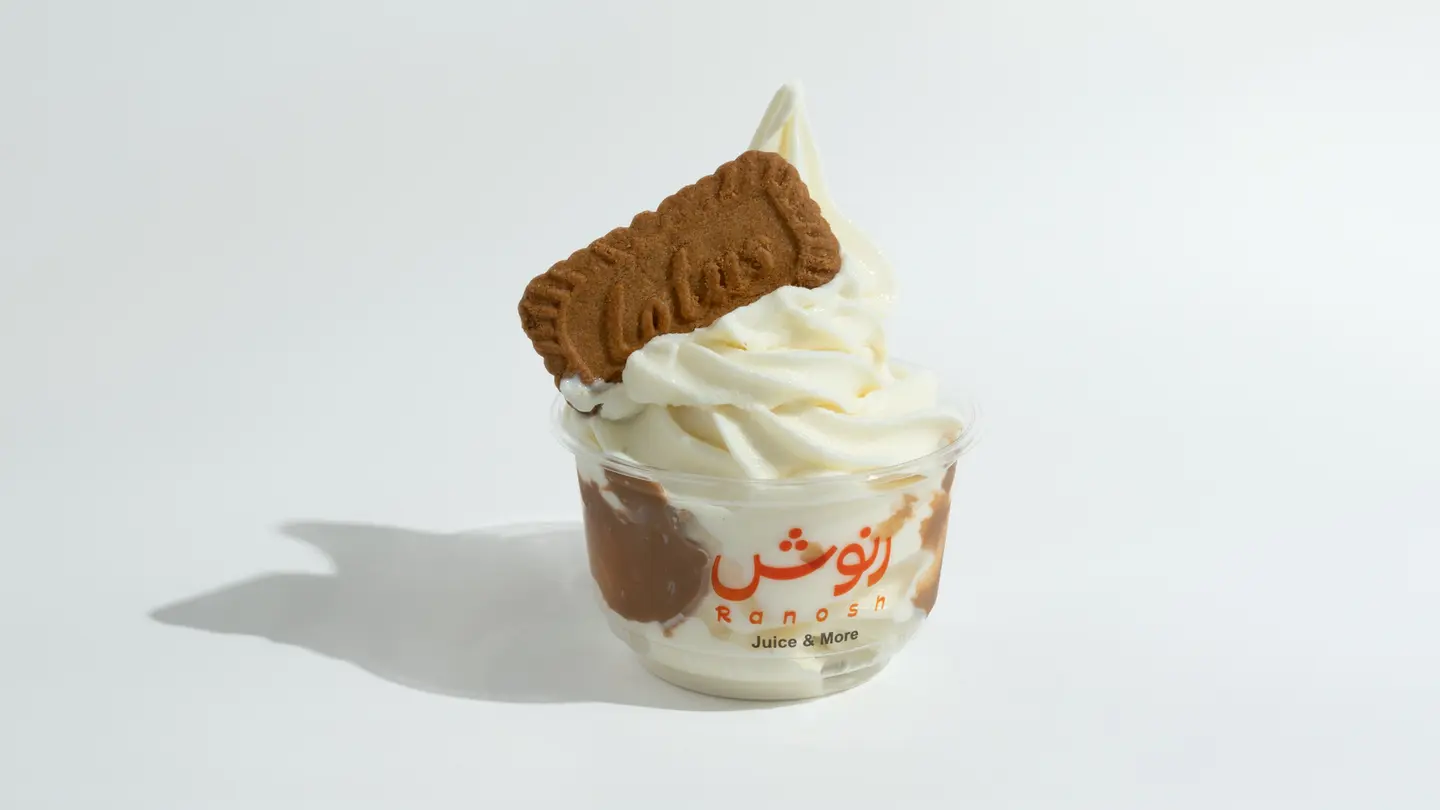 آيس كريم فانيليا مع لوتس