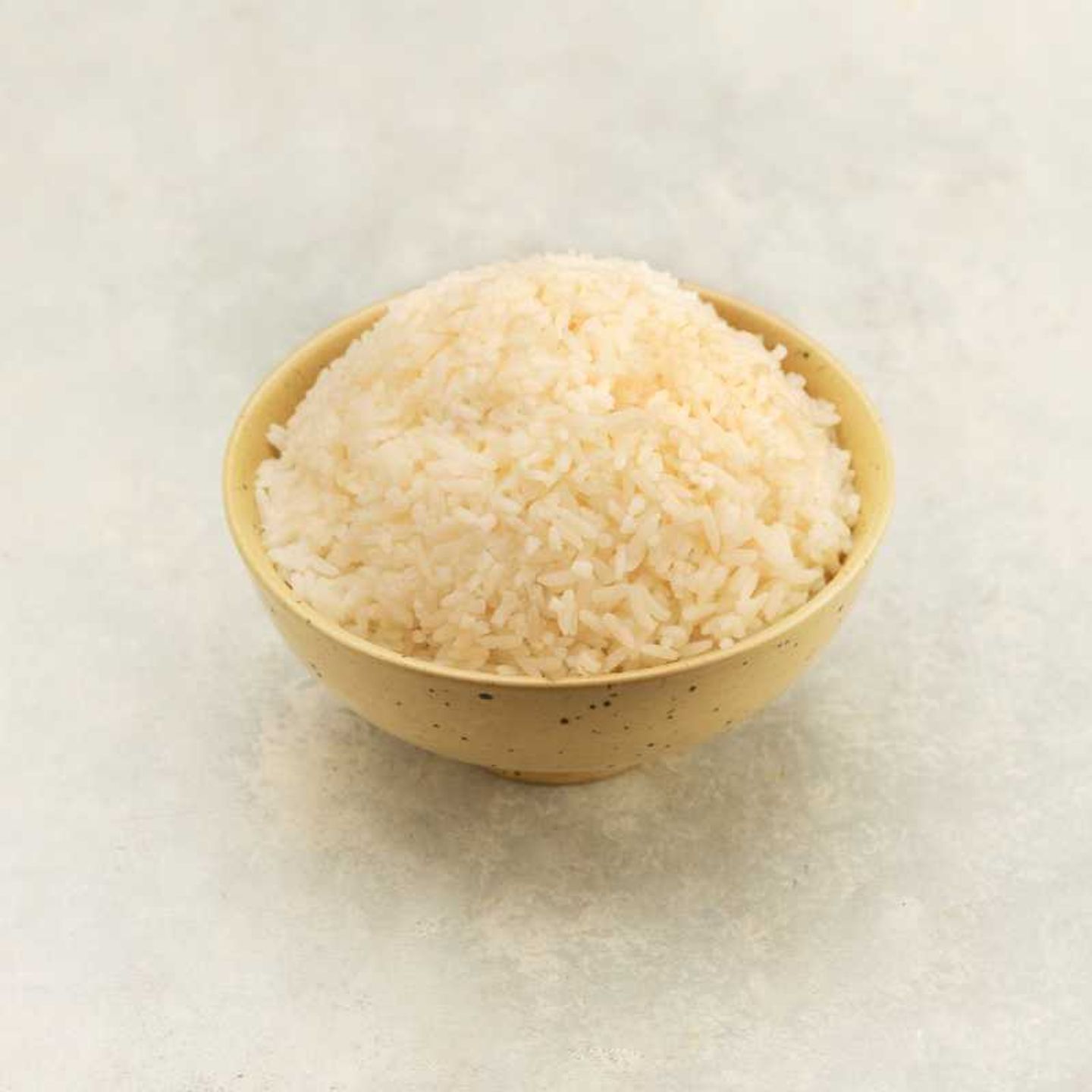أرز مطهو بالبخار (طبق)