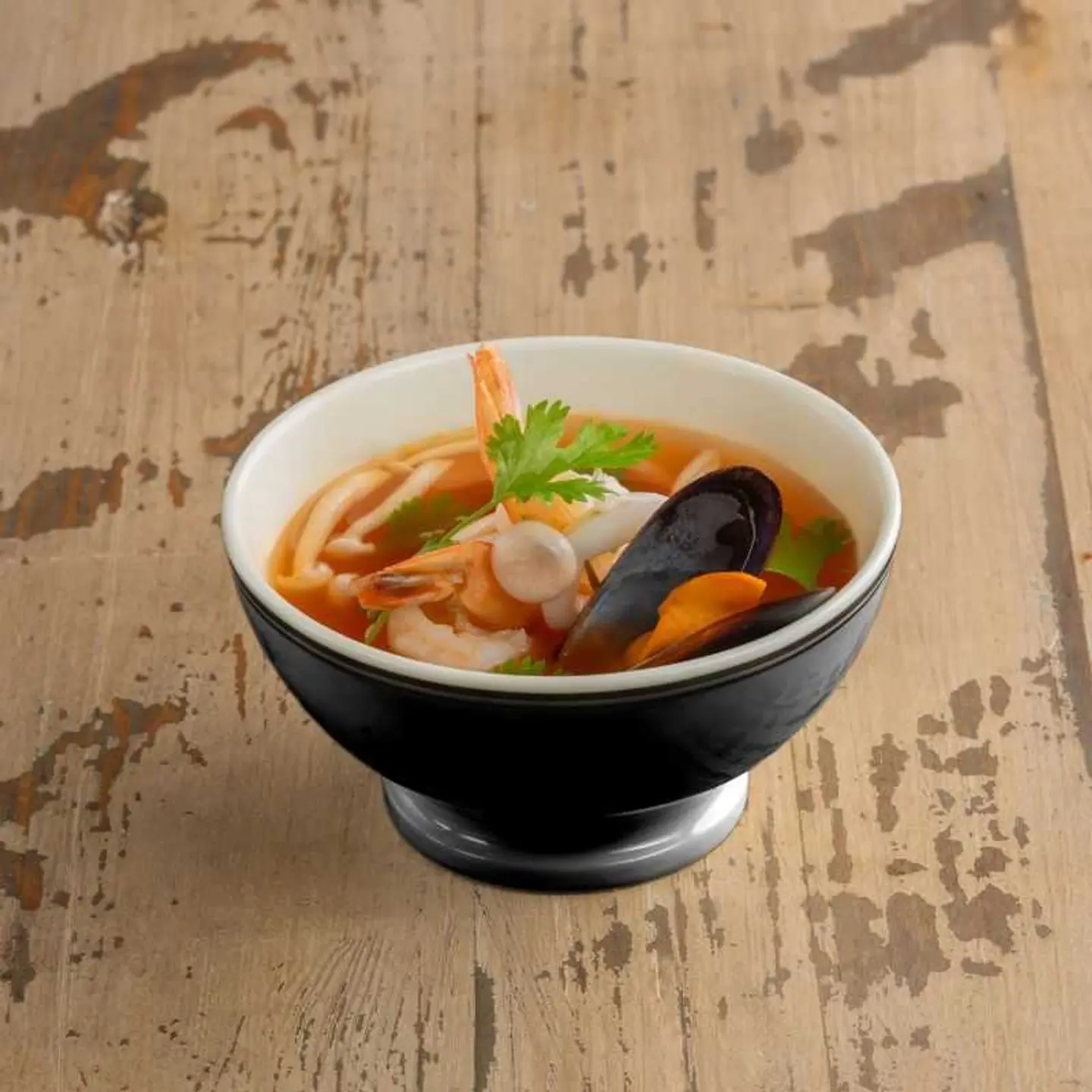 Tom Yum Seafood Cup