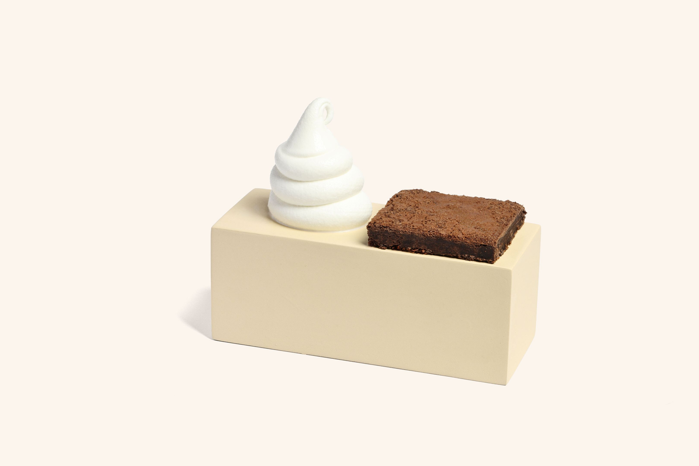 براوني مع الايسكريم