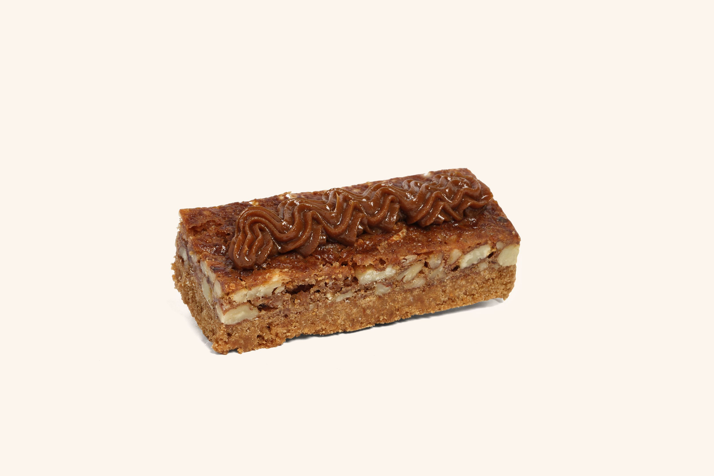 بيكان مكرمل