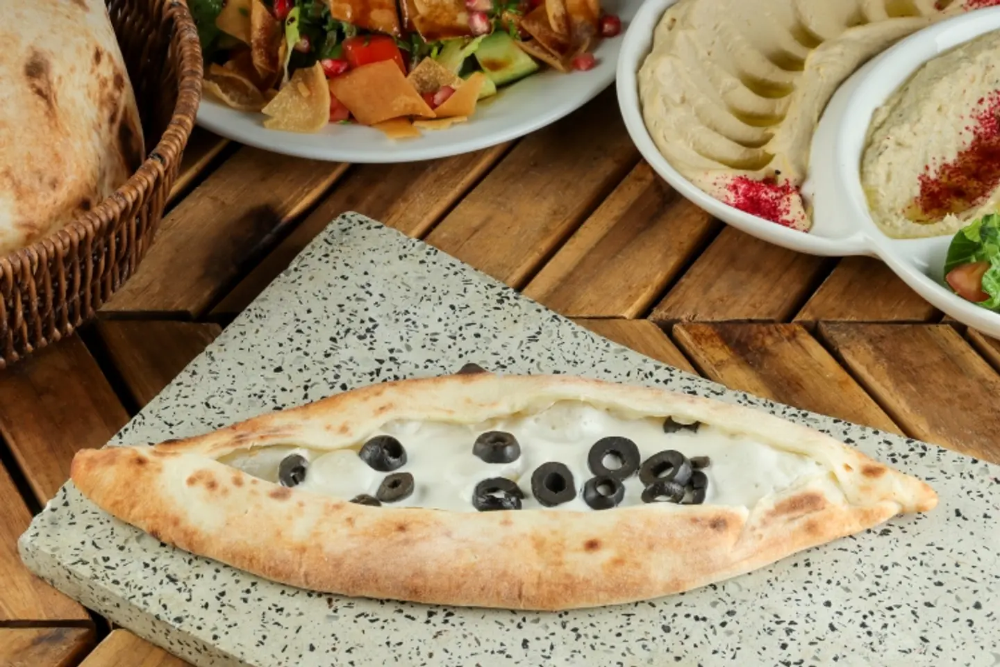 لبنة زيتون