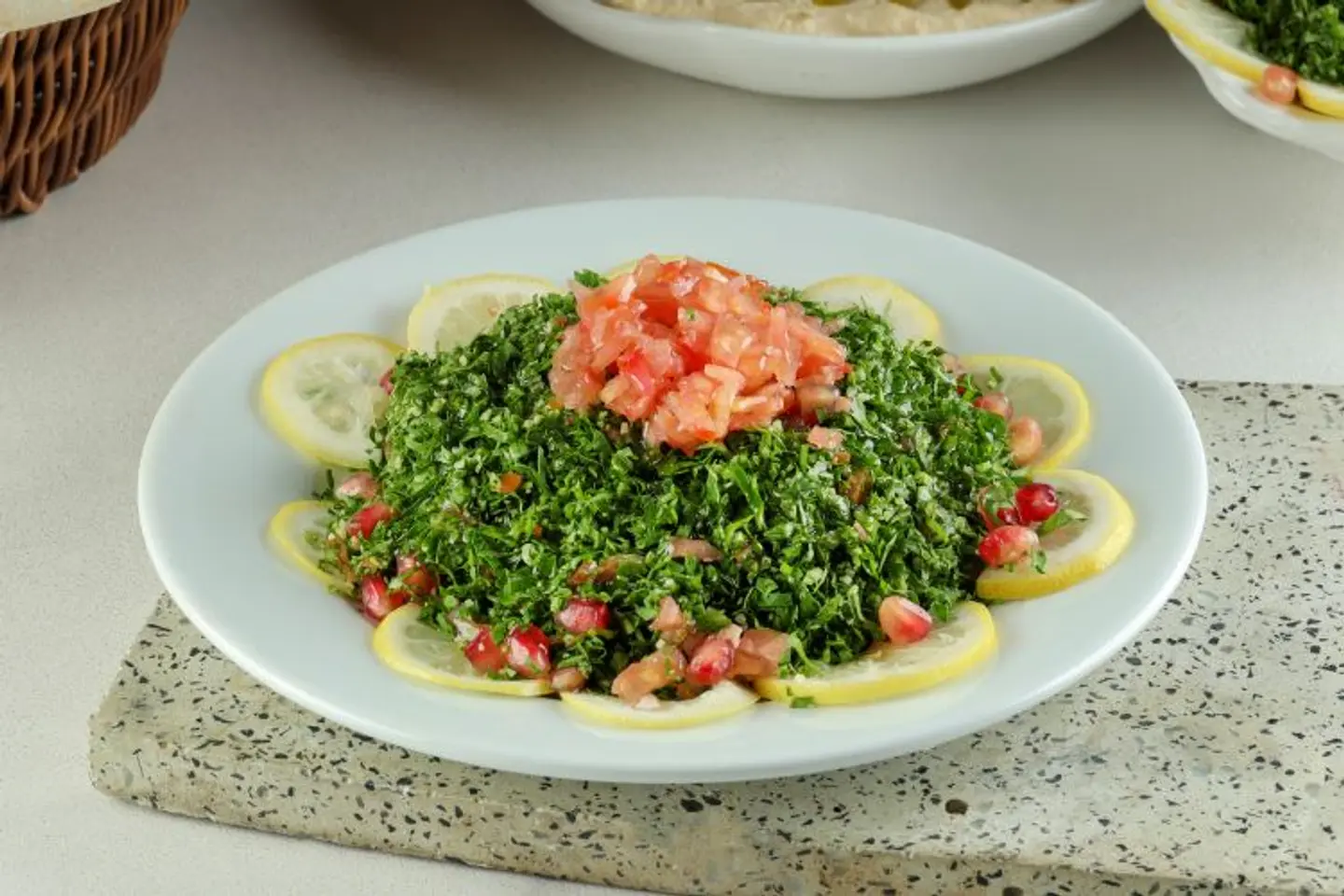 تبولة وسط