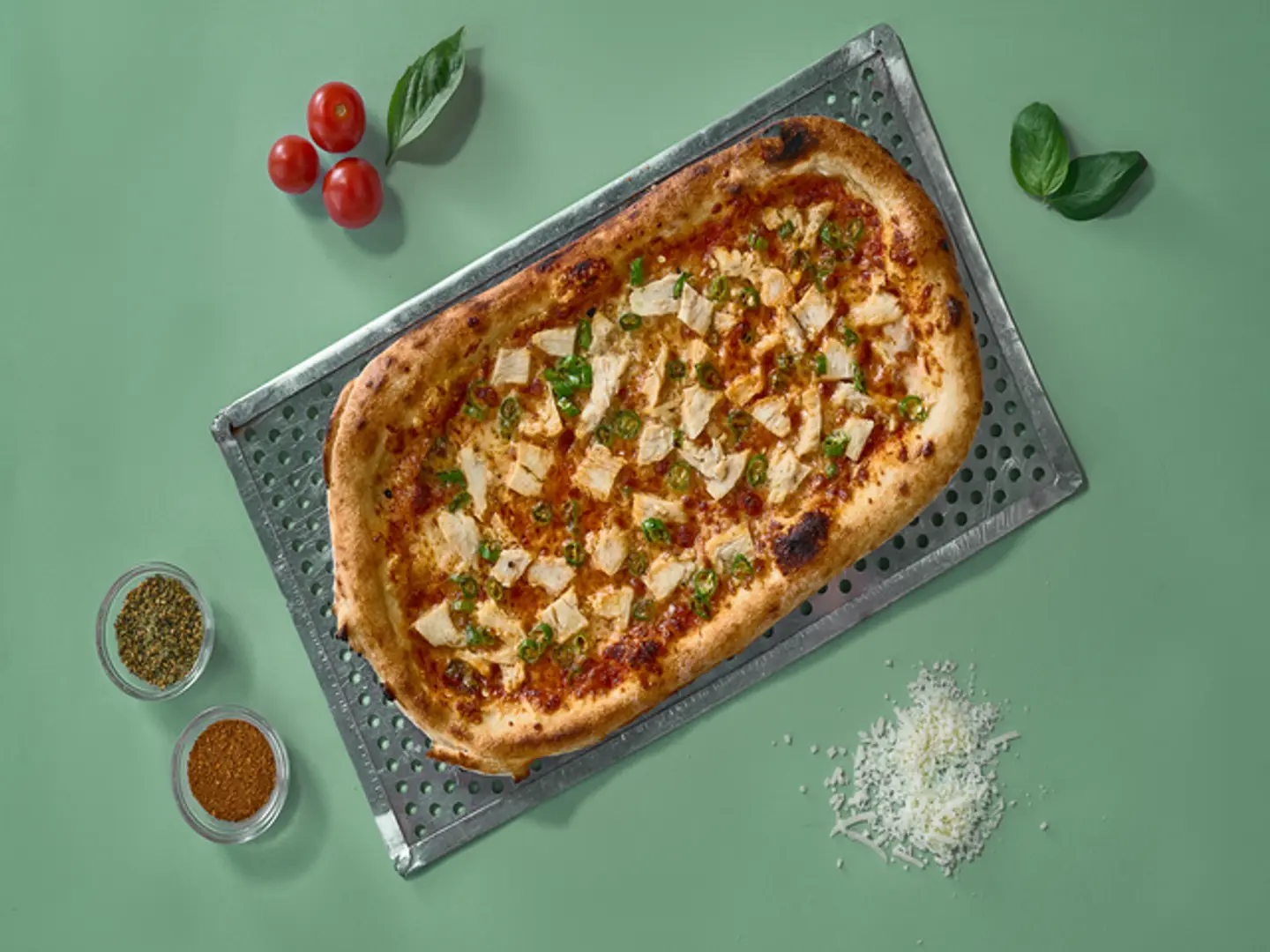 بيتزا دجاج حارة