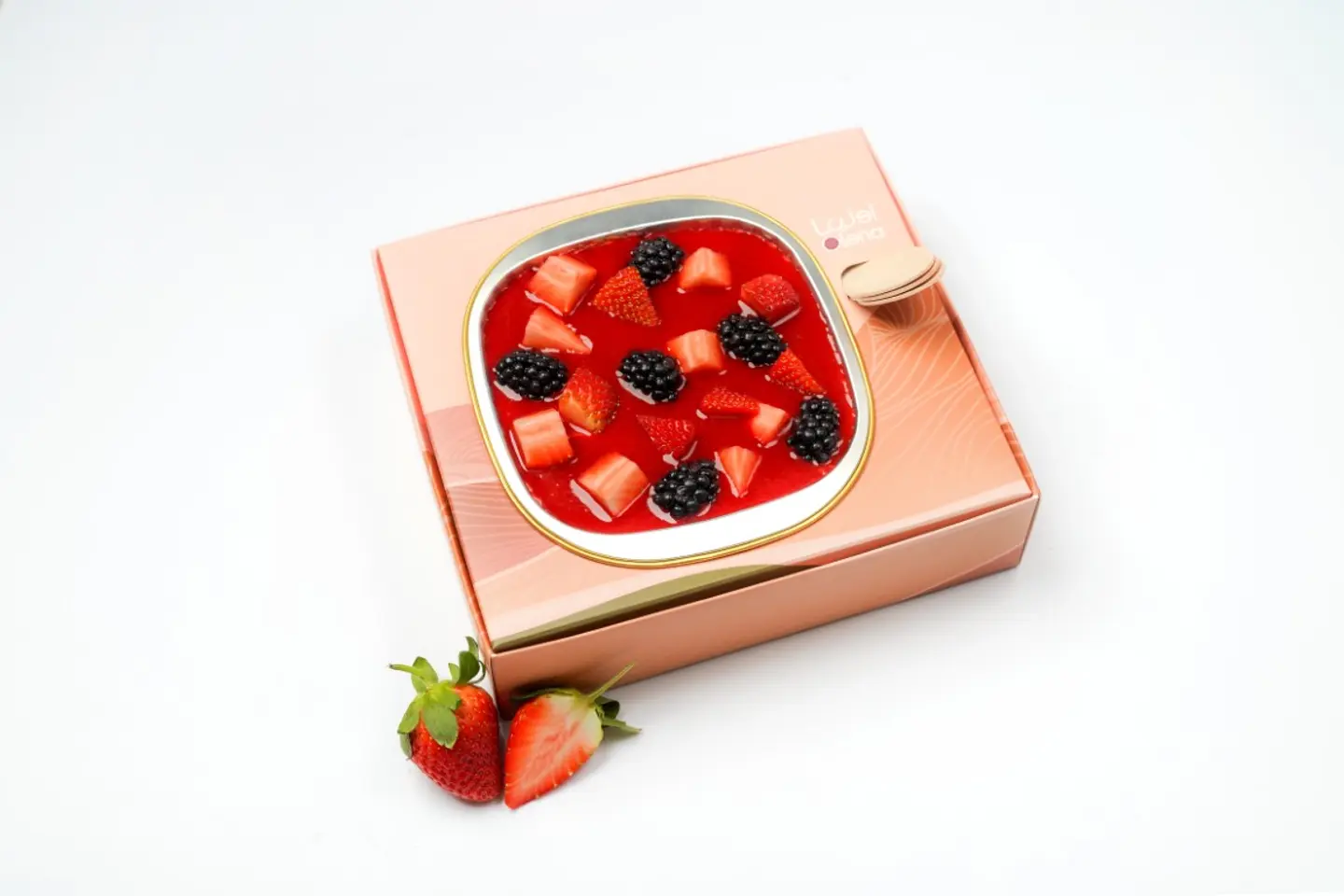 ترافل فراولة صغير