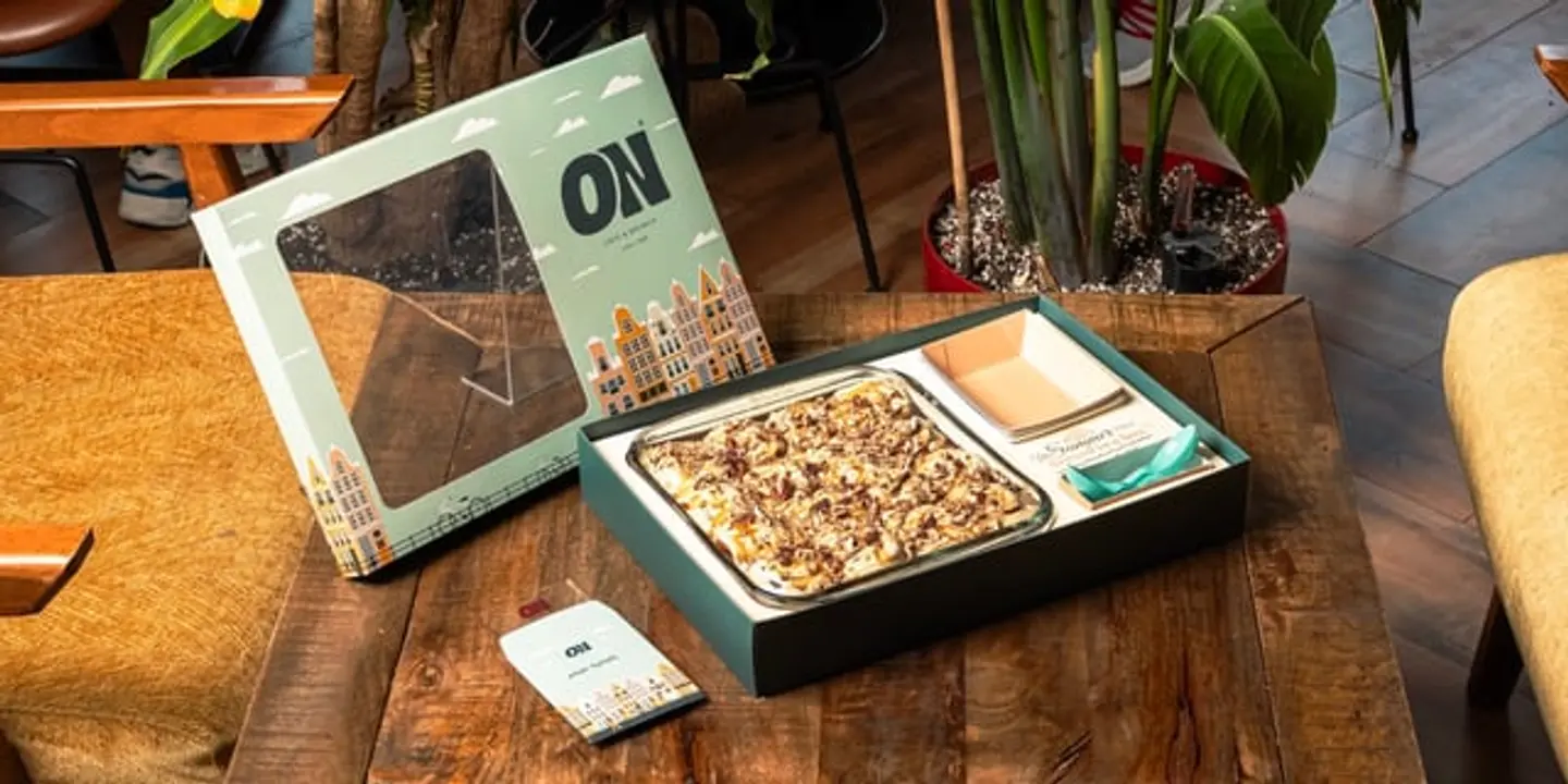 Mini Cinnabon Gathering Box