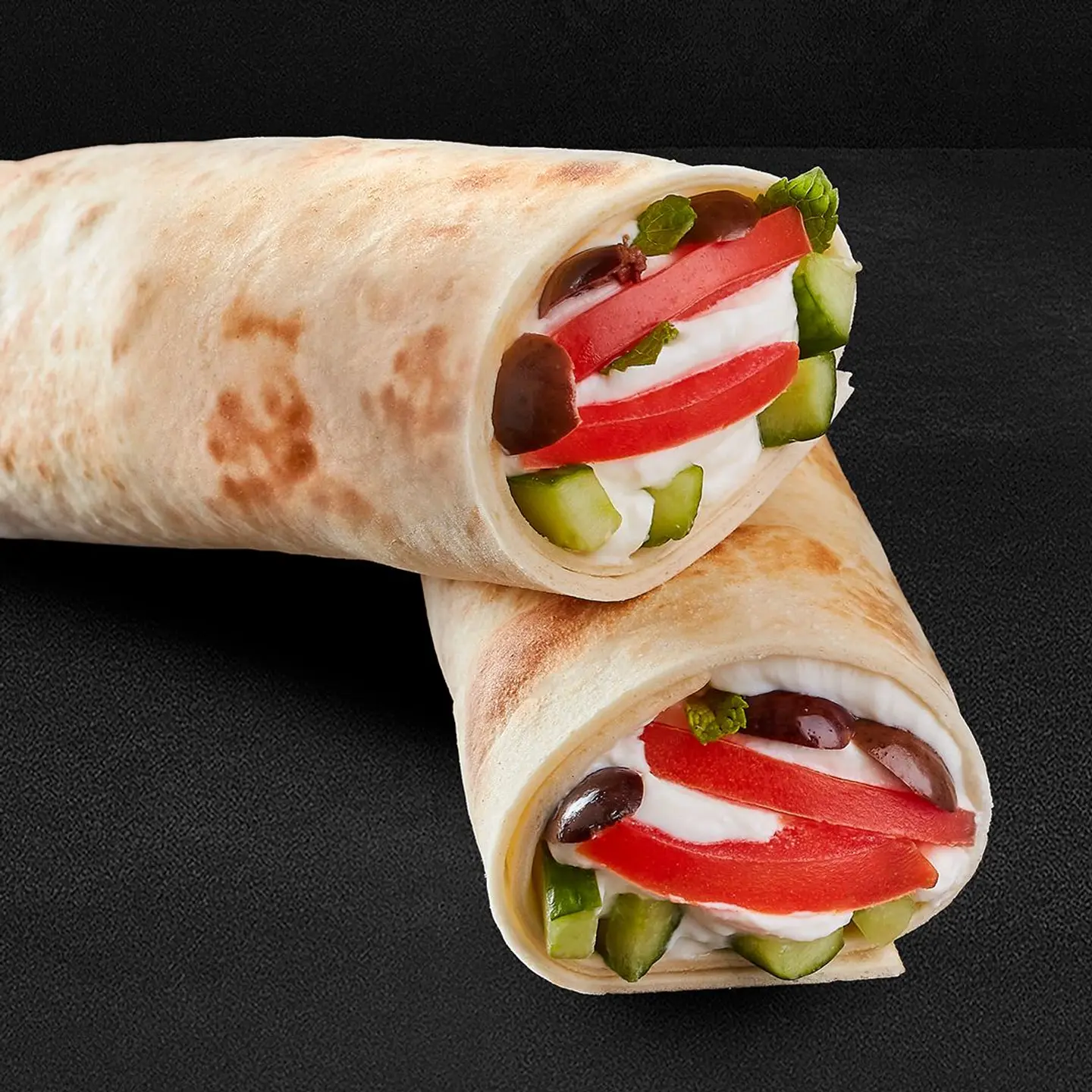لفائف اللبنة والخضار