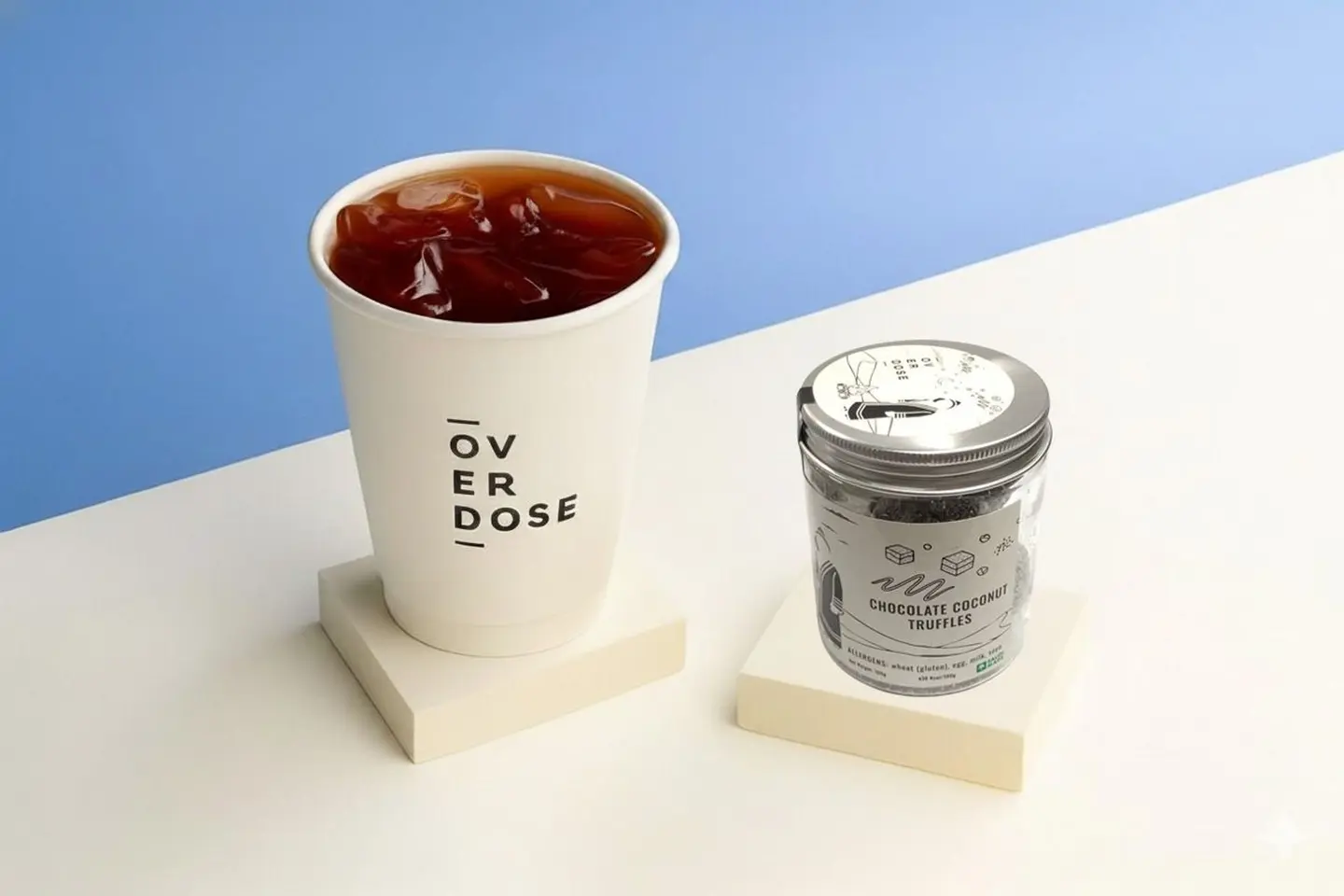 قهوة اليوم باردة مع اختيارك من البايتس