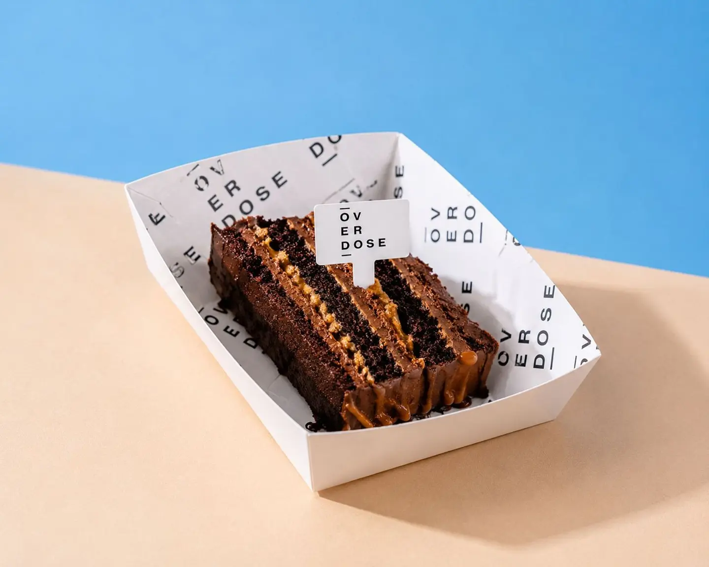 London Caramel Cake