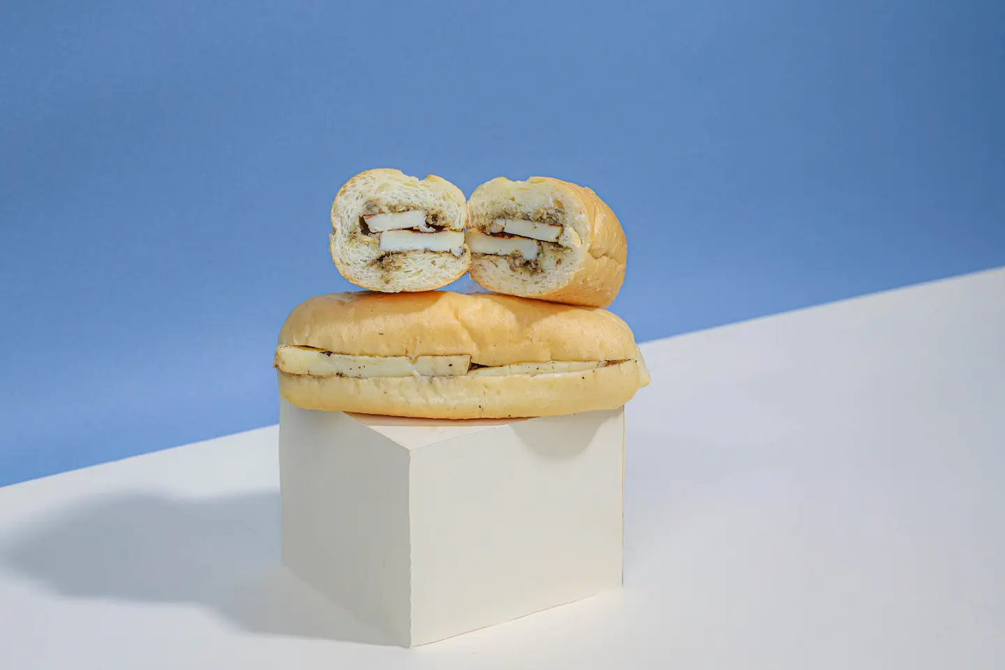 Sandwich Halloumi Cheese