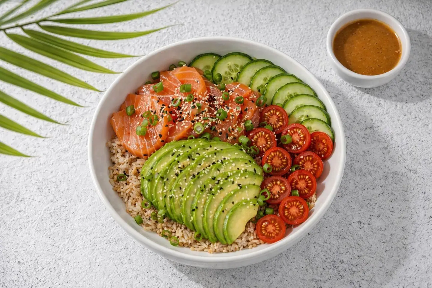 لومي سالمون لوكس بول