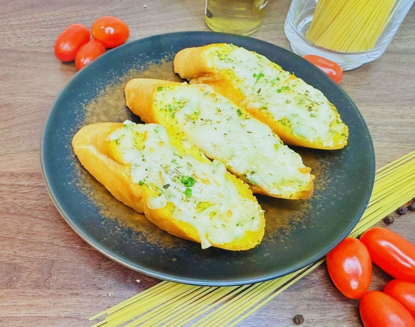 Cheesy Garlic Bread