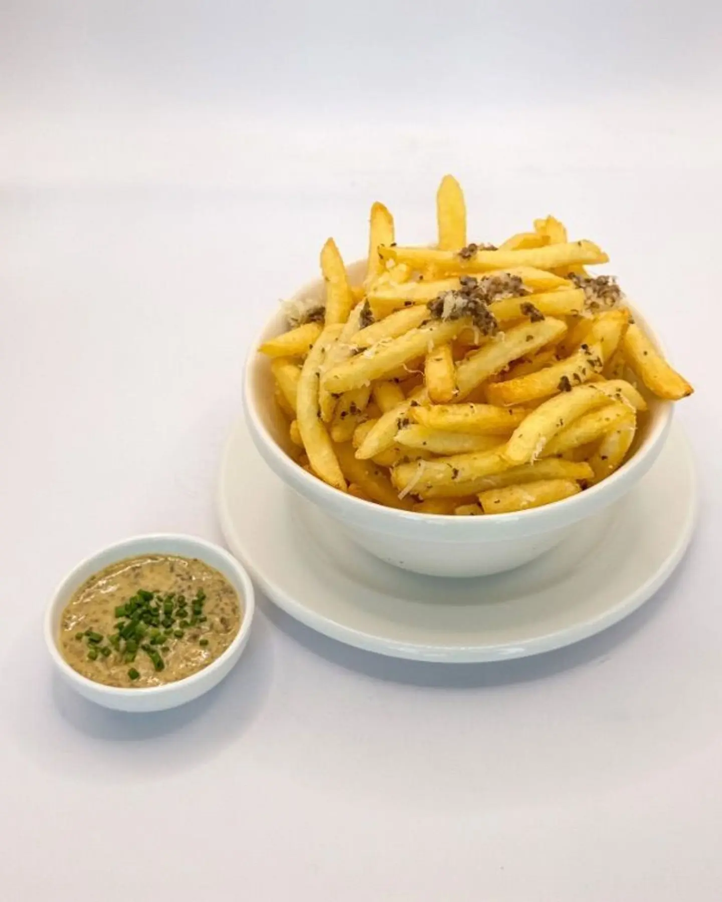 بطاطا مقلية بالترافل