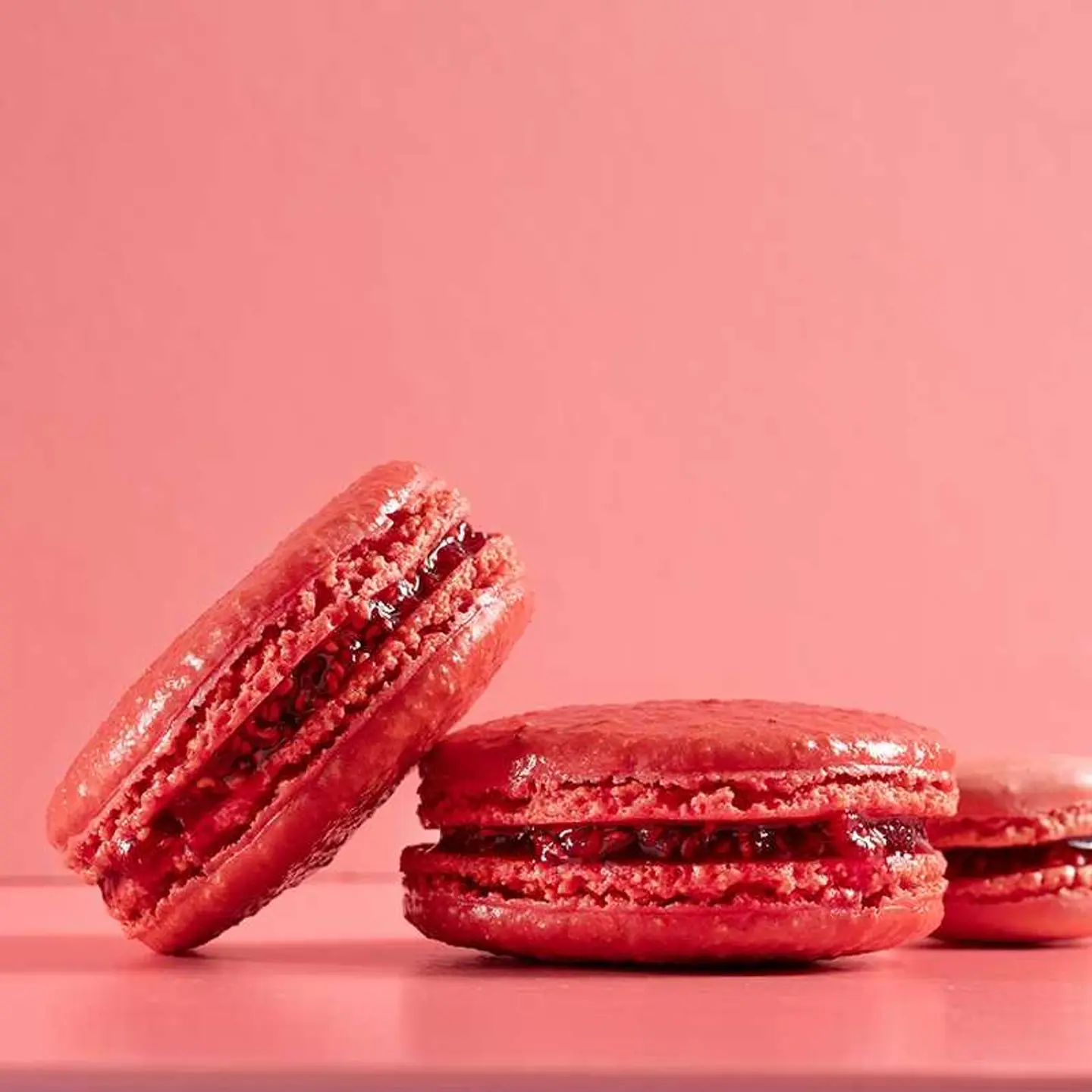 Raspberry Macaron