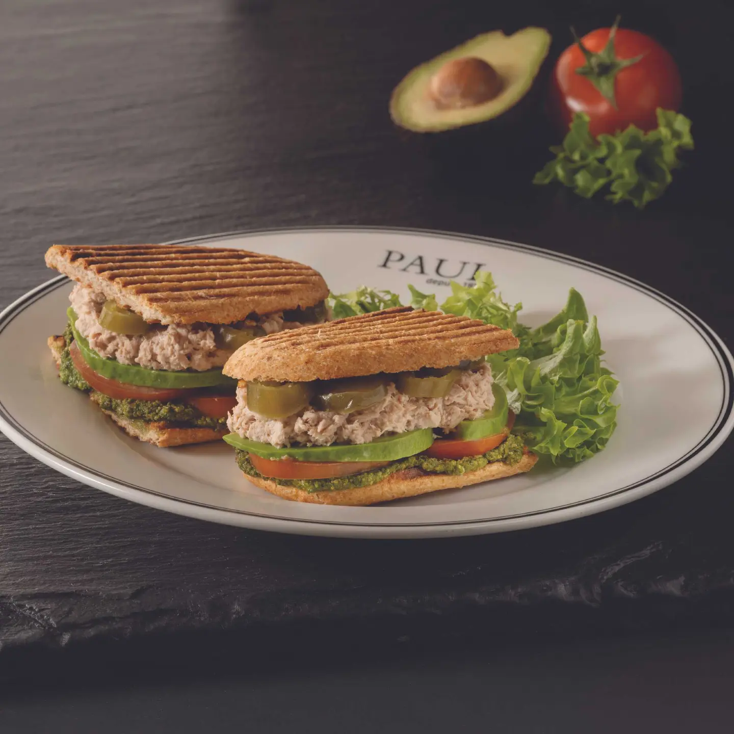 Tuna Pesto Avo Sandwich