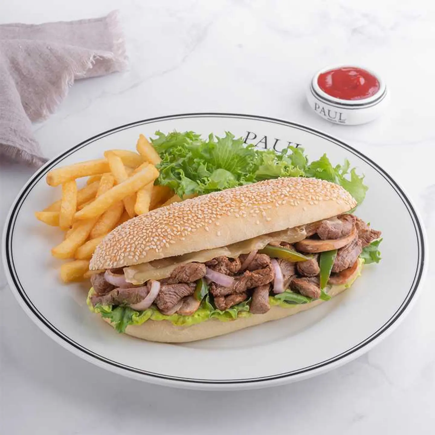 لحم بقري مشوي بالجبن