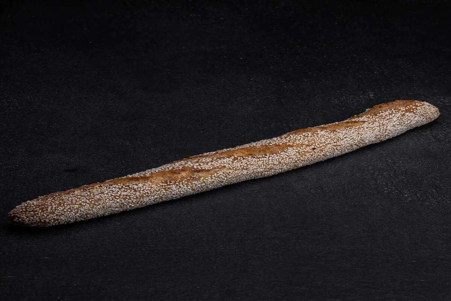 خبز شارلمان بالسمسم 250 غرام