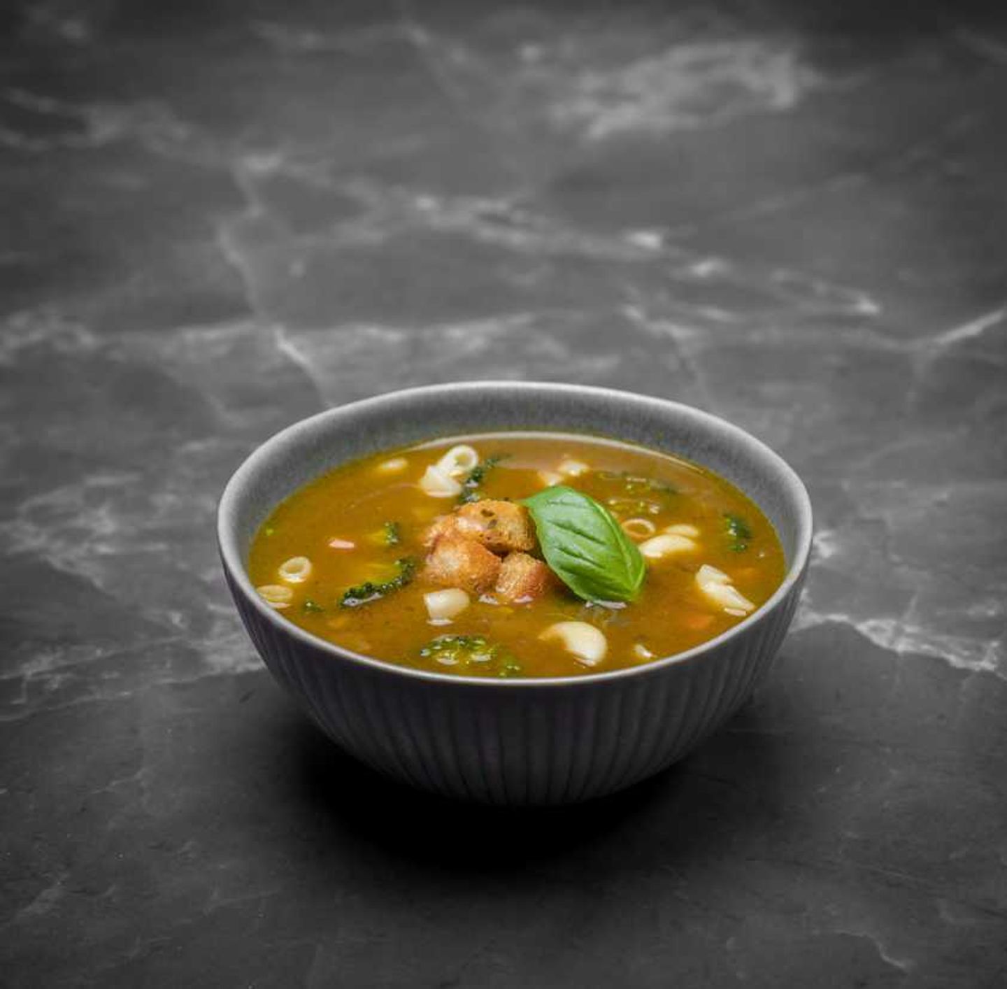 شوربة البيستو