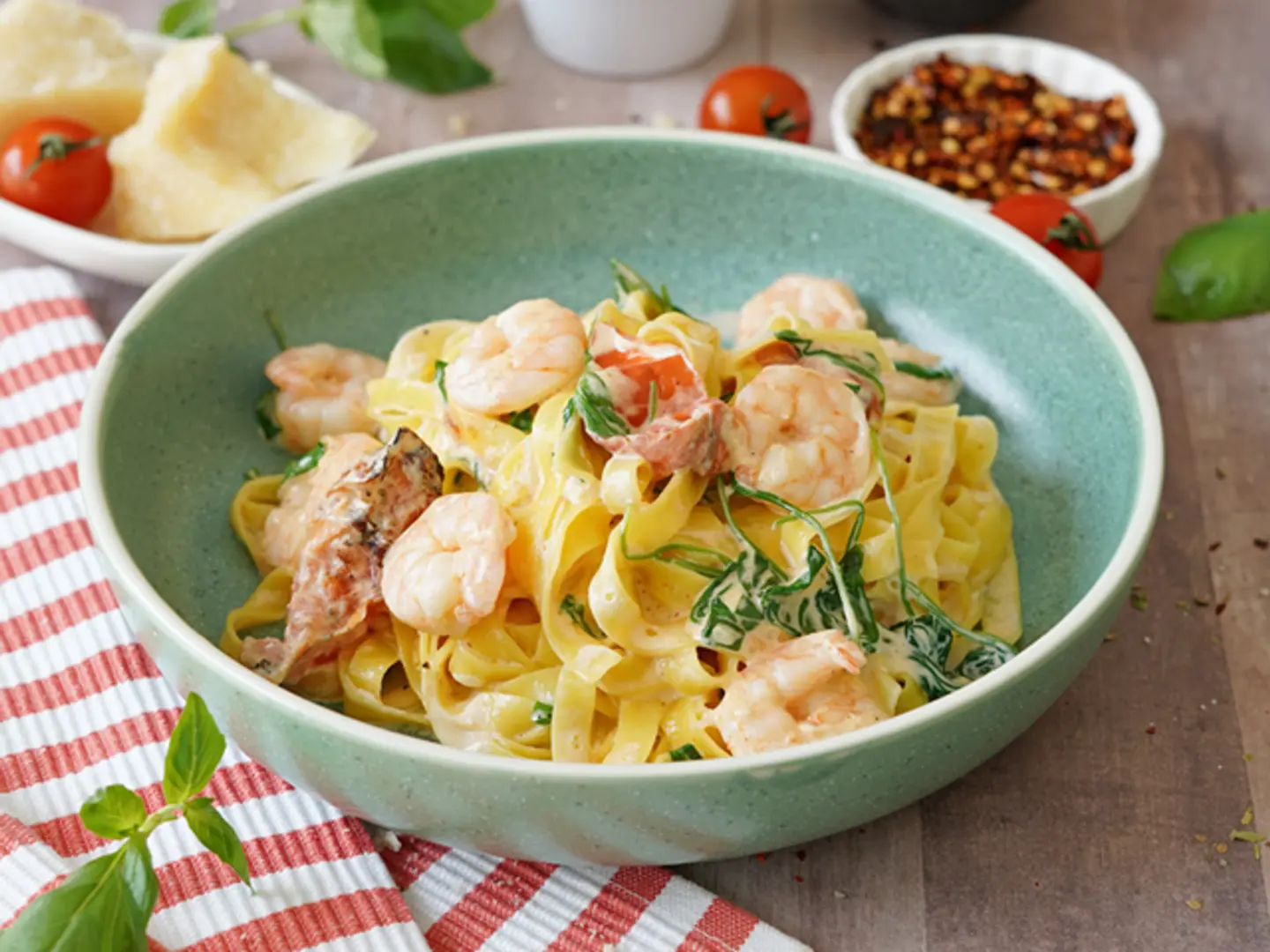 Tagliatelle Sriracha Shrimp