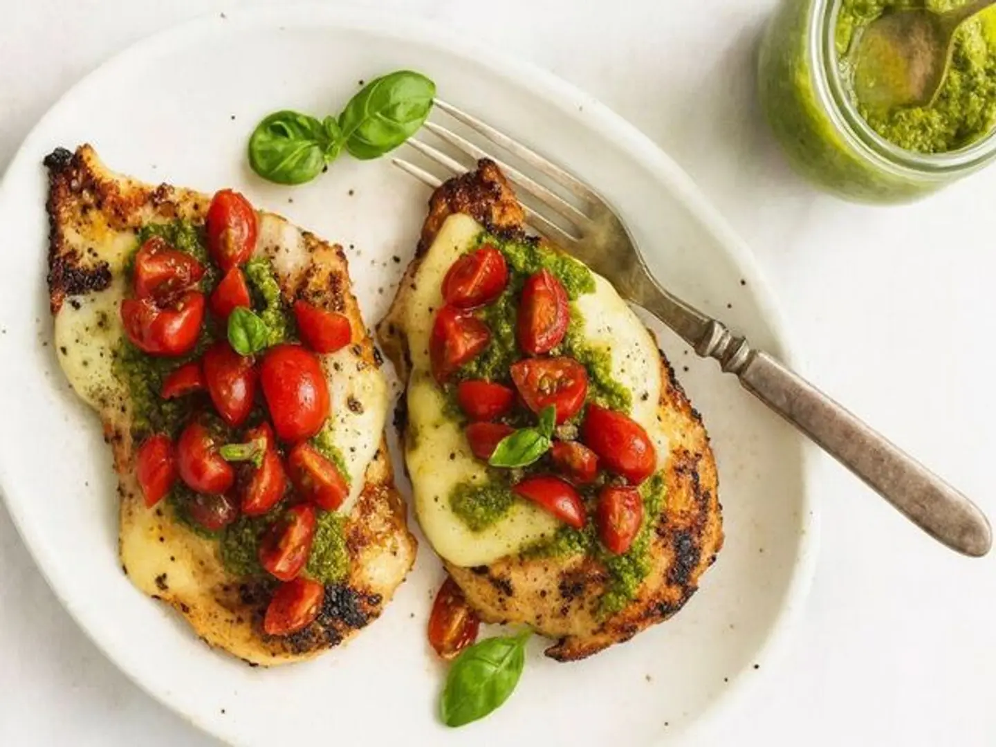 Chicken With Pesto 200g