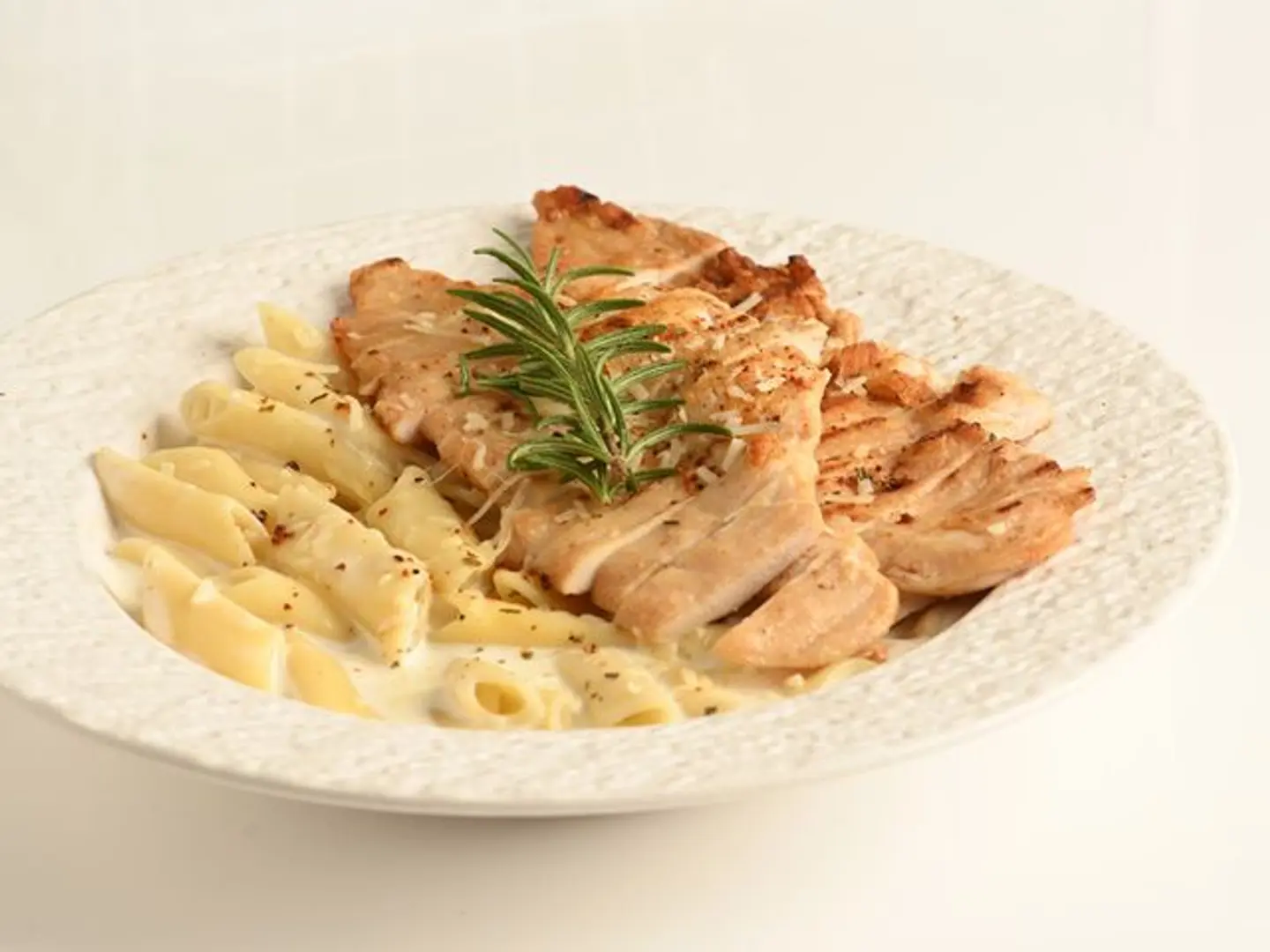 Chicken With Rosemary And Parmesan 150g