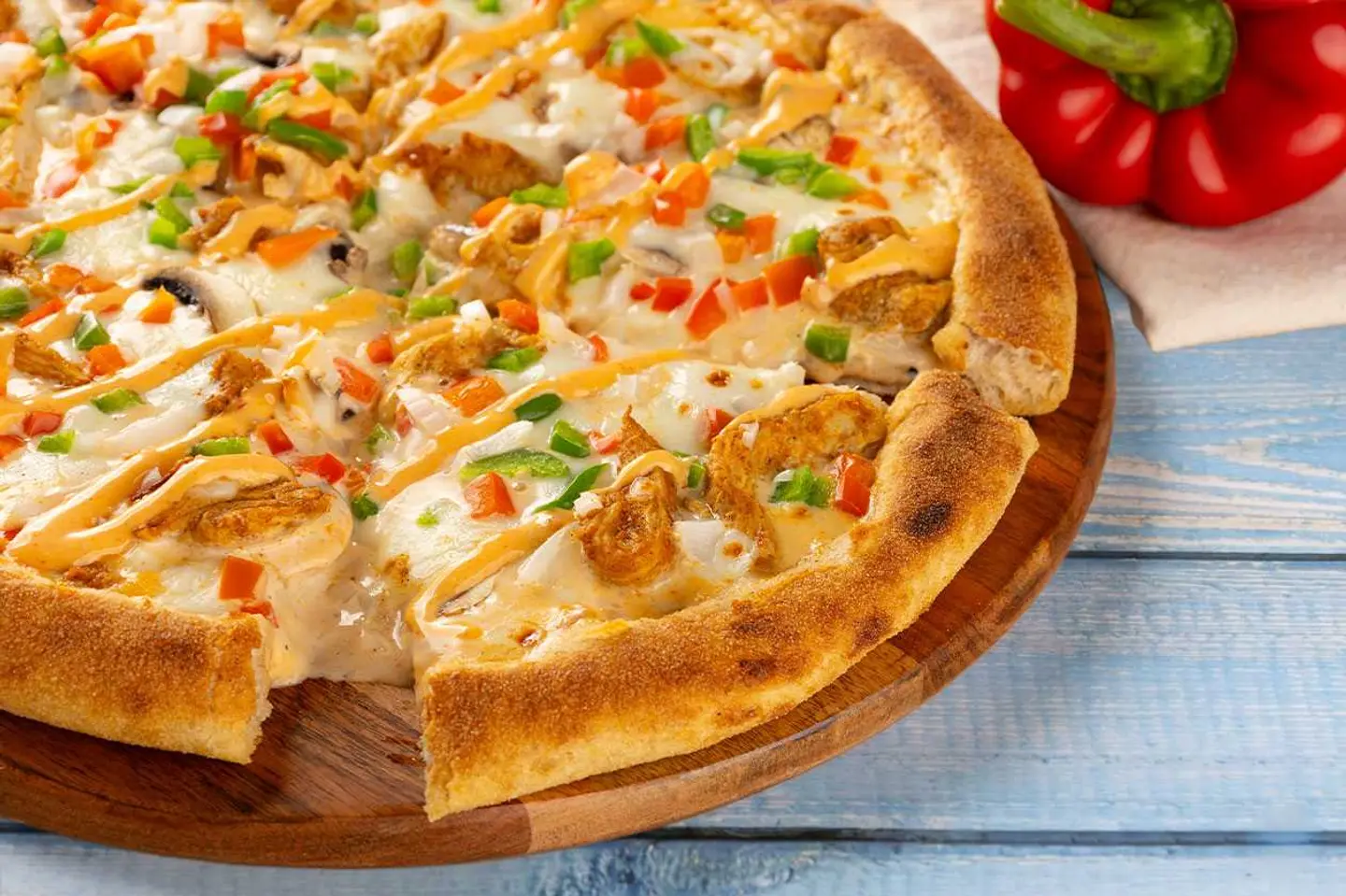 Chicken Tikka & Mushroom Pizza Large