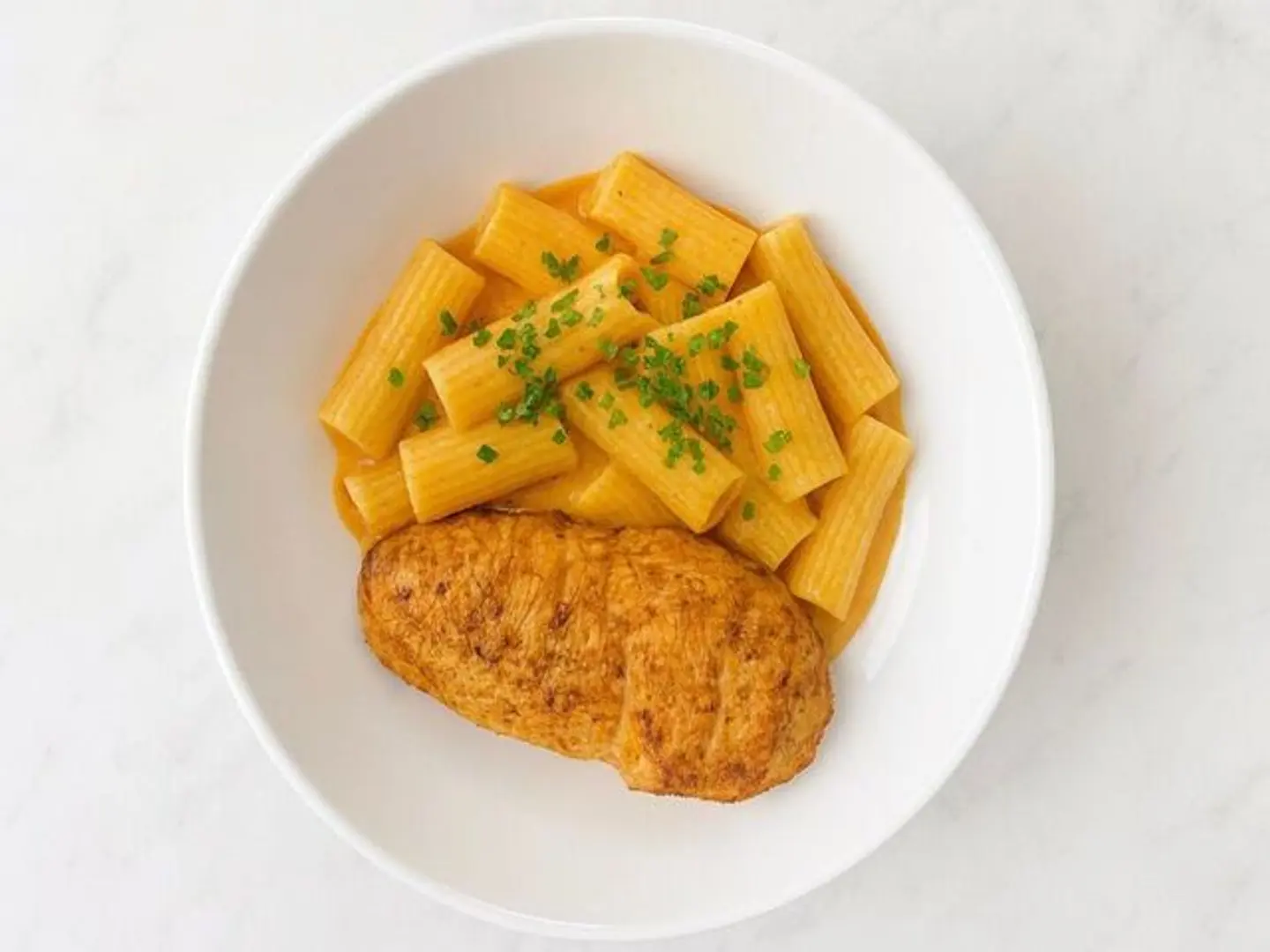 ريجاتوني باستا بالدجاج ١٥٠ جم