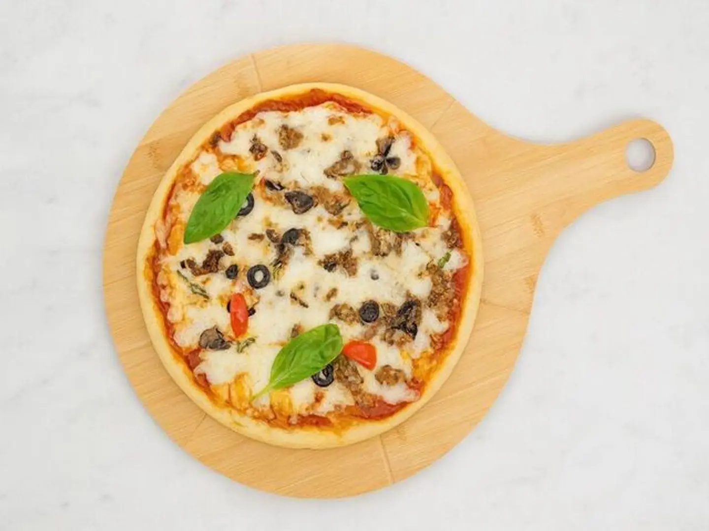 بيتزا خضار لحم ودجاج ٢٠٠ غ