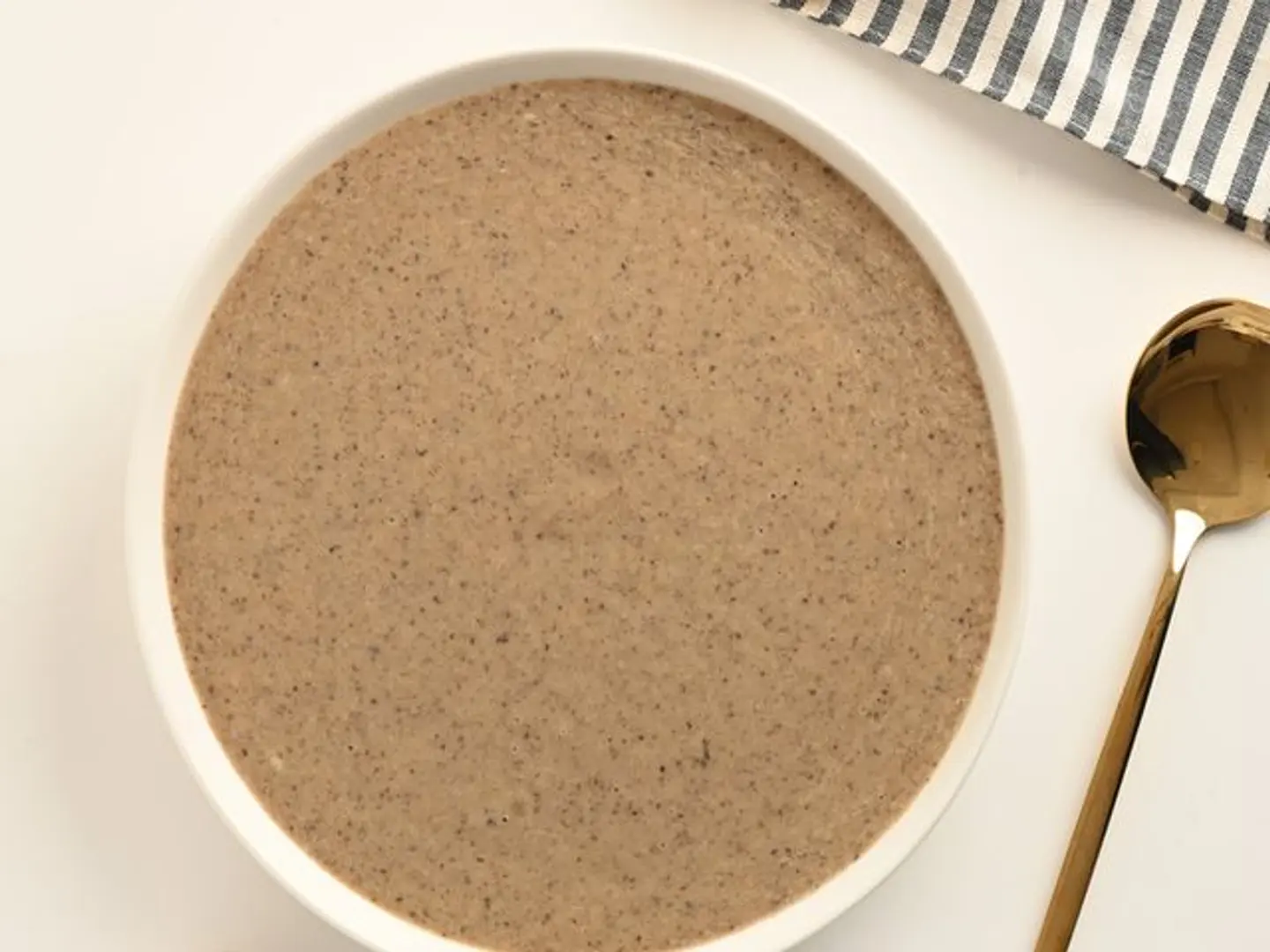 شوربة الفطر البري