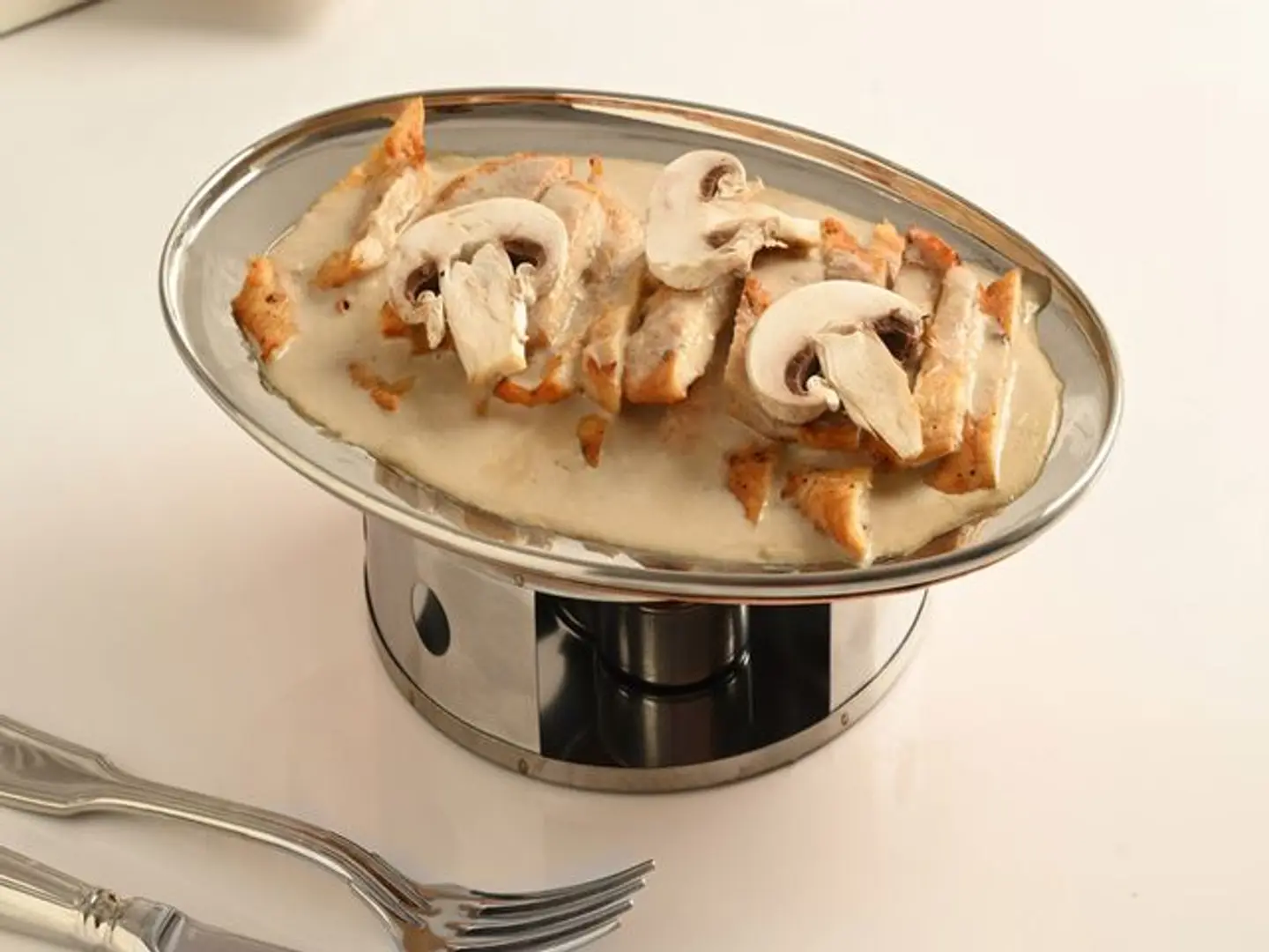 فيليه دجاج مشوي بصوص الفطر ٢٠٠جم