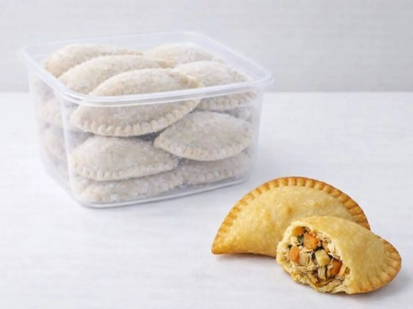 بوكس سمبوسك دجاج ١٨ قطعه