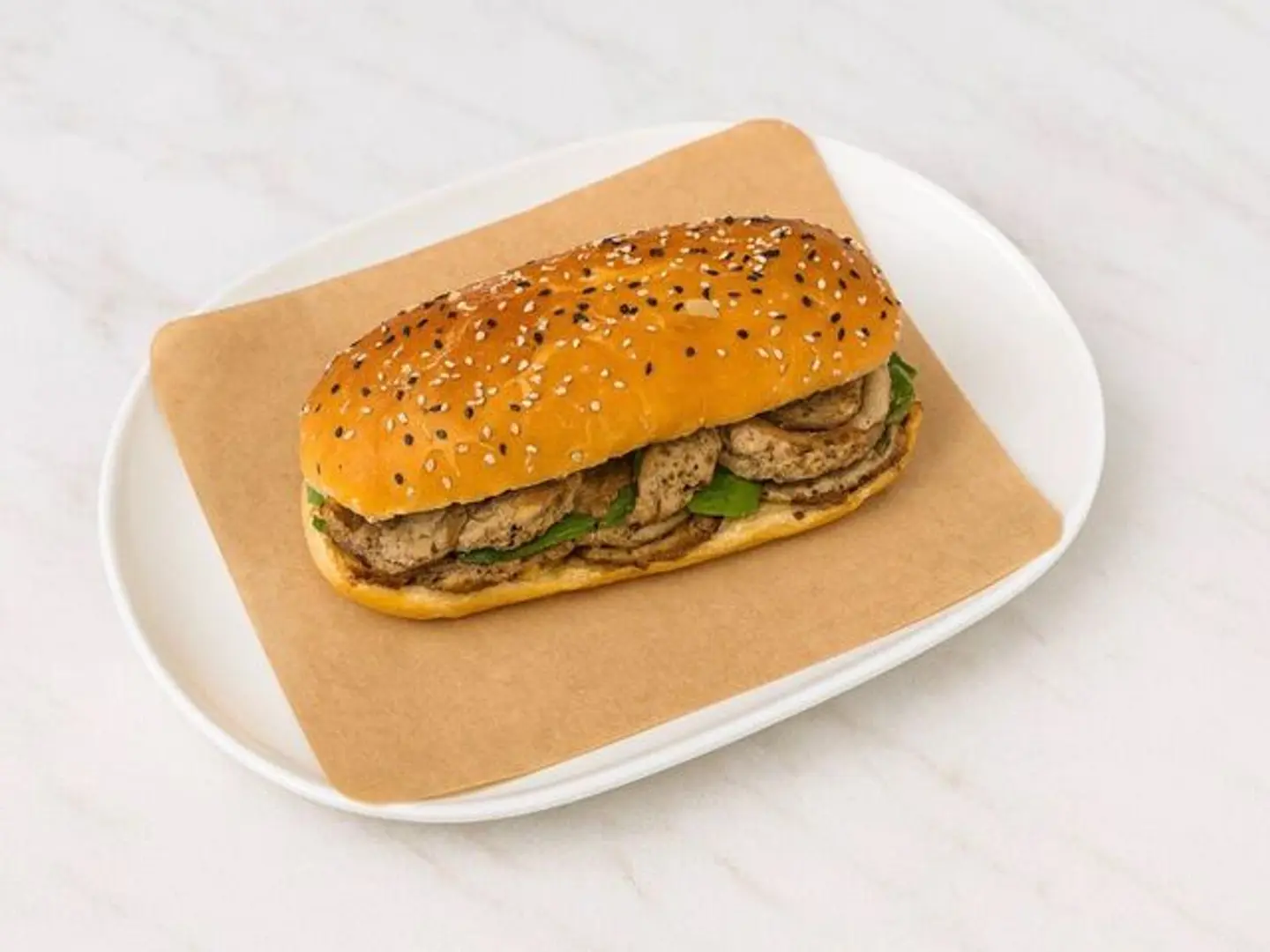 ساندوتش روست بيف ١٣٠ جم