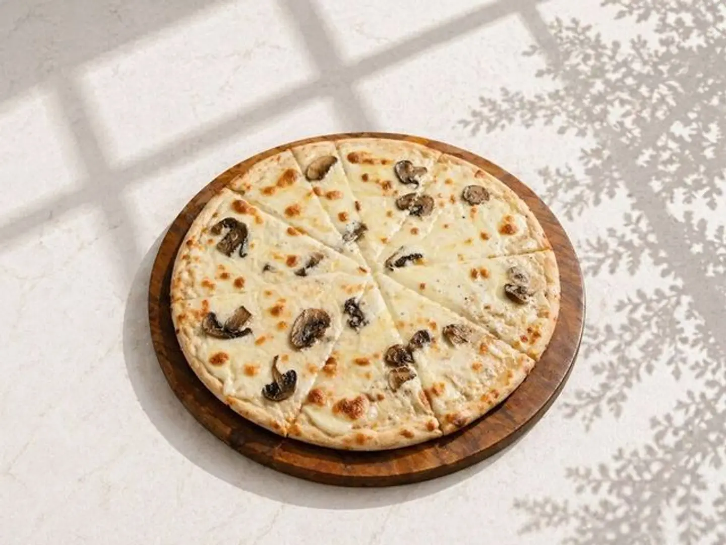 بيتزا ترافل