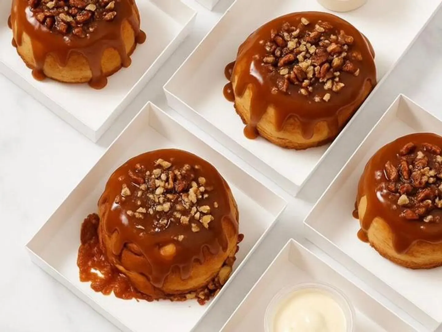 سينابون القرفه والبيكان