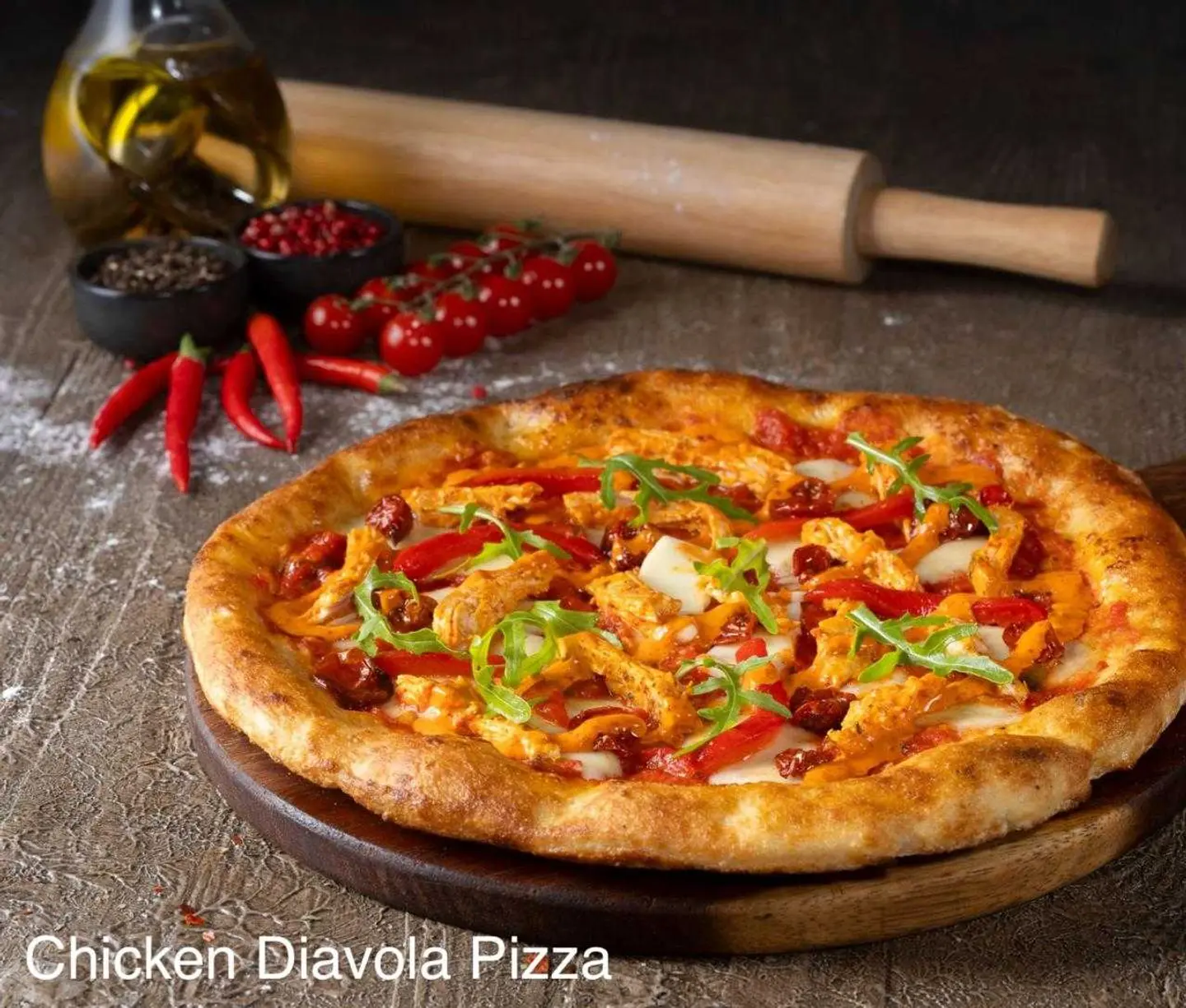 بيتزا دجاج ديافولا