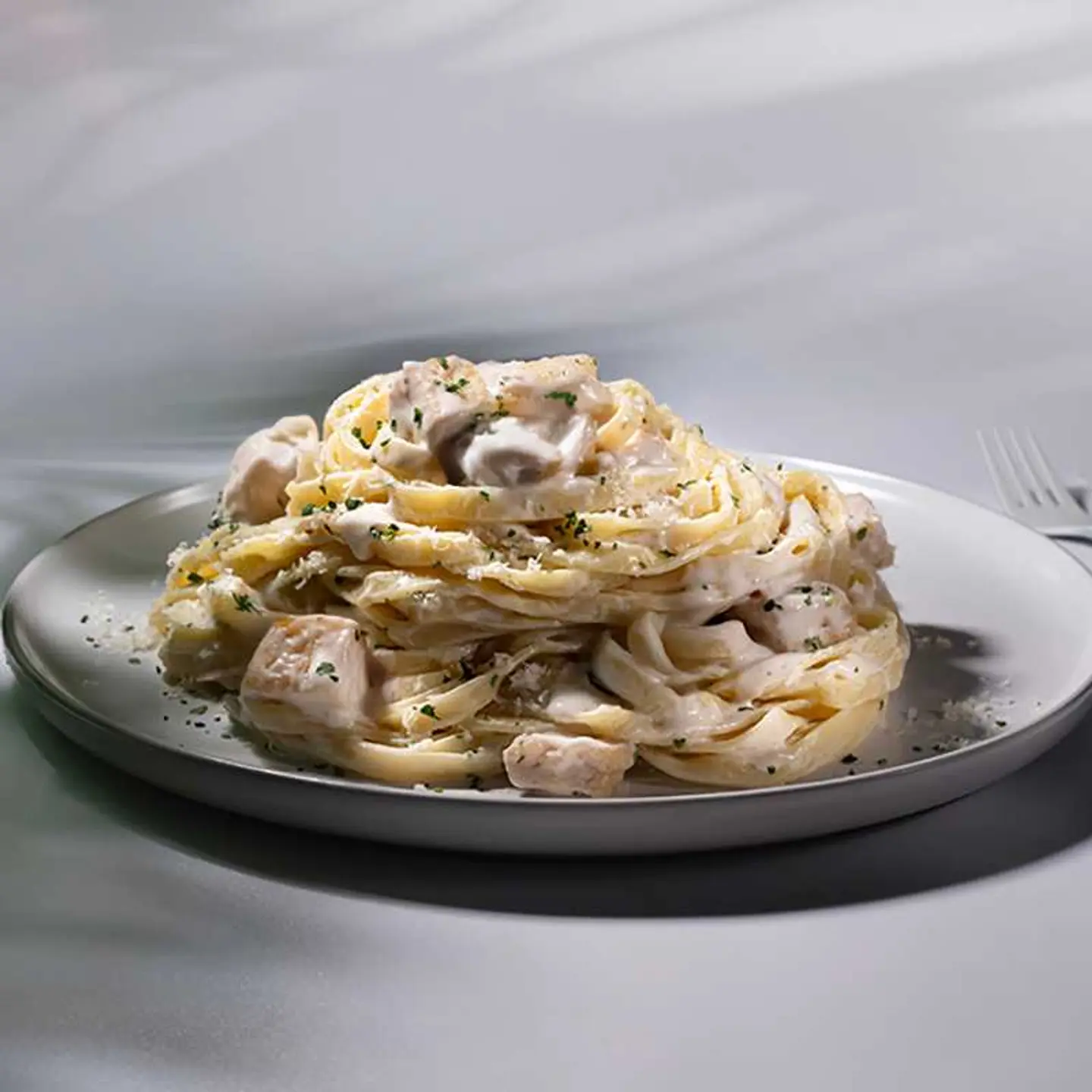 Hs Fettuccini Alfredo Chicken
