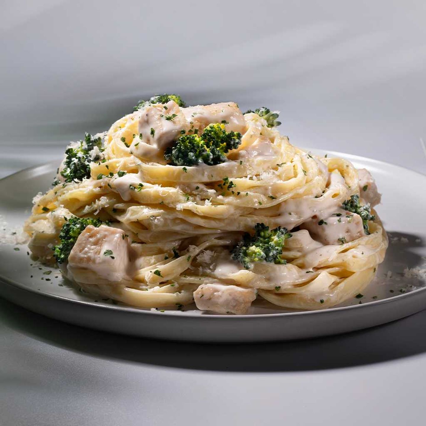 Chicken & Broccoli Fettuccini Alfredo